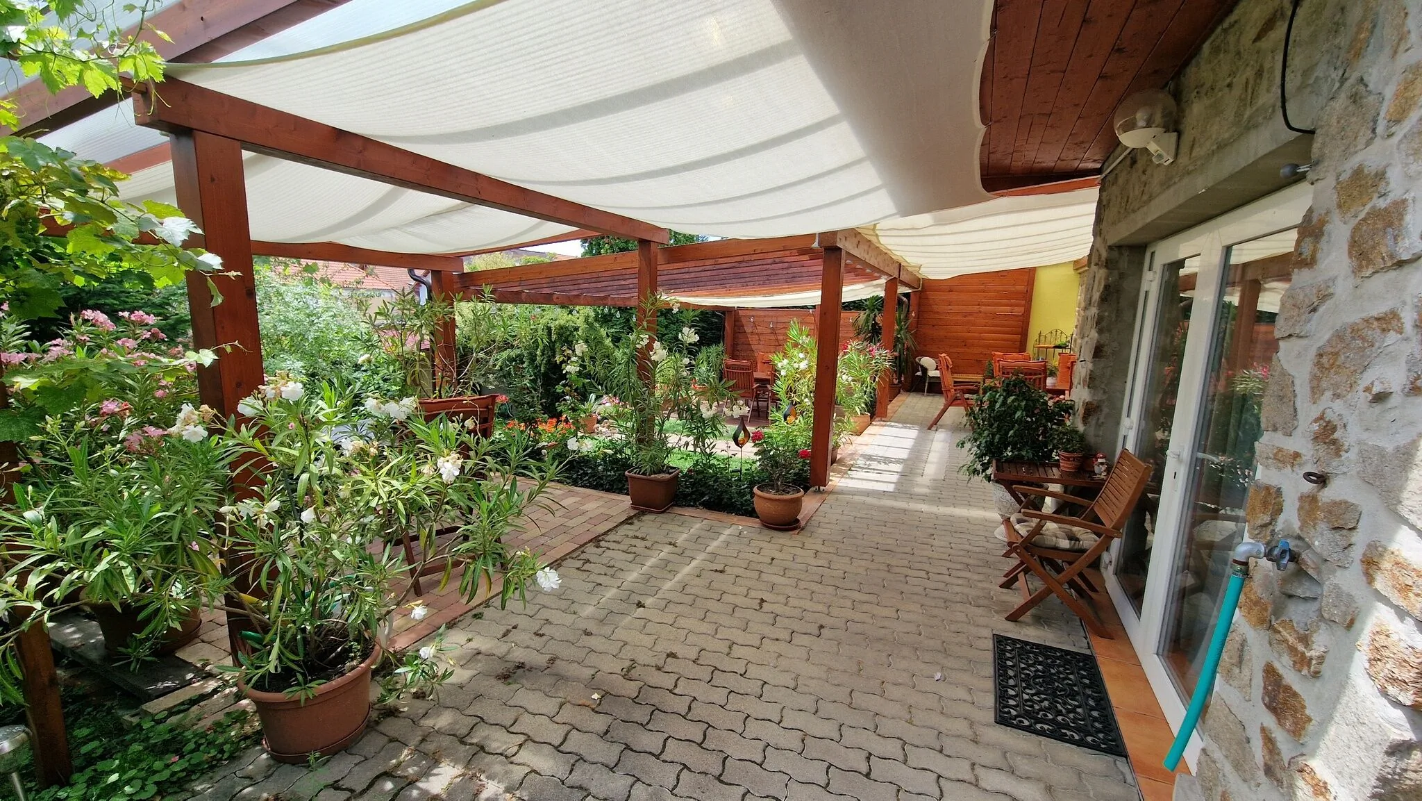 Virág Apartmanház Sopron - foto 4