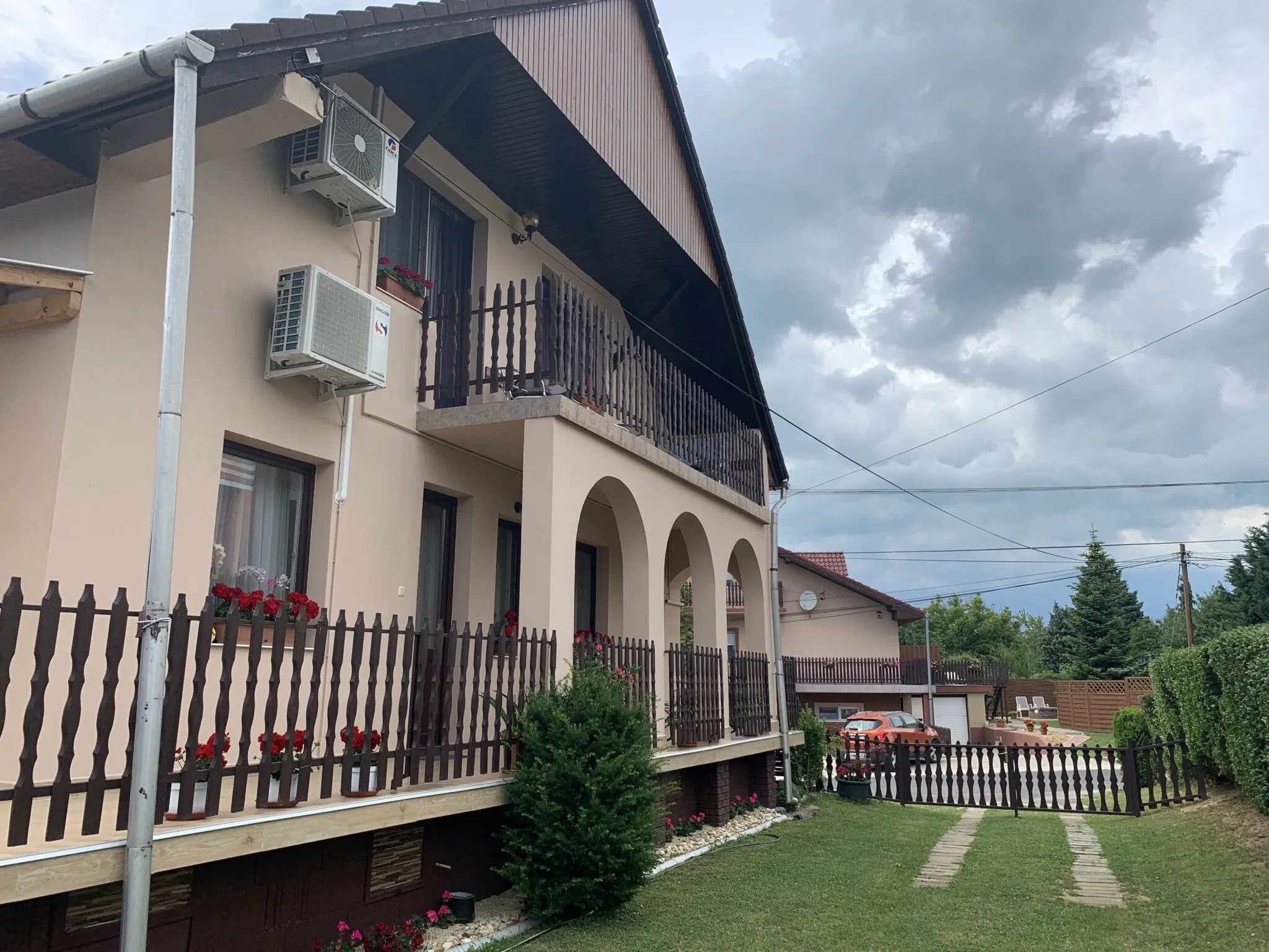 Nagycsaládos Rózsa Apartman Balatonlelle – Balatonlelle, Ungaria