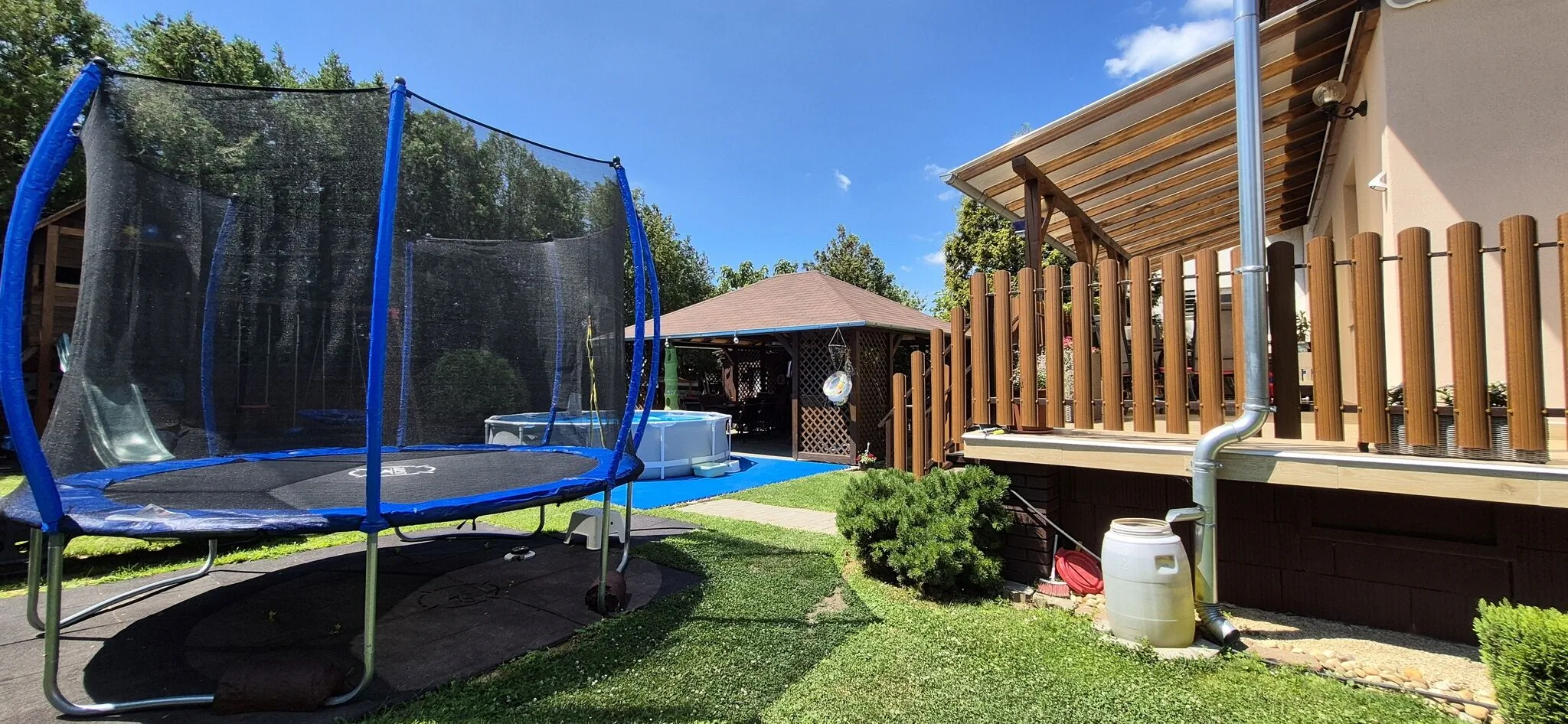 Nagycsaládos Rózsa Apartman Balatonlelle – Balatonlelle, Ungaria