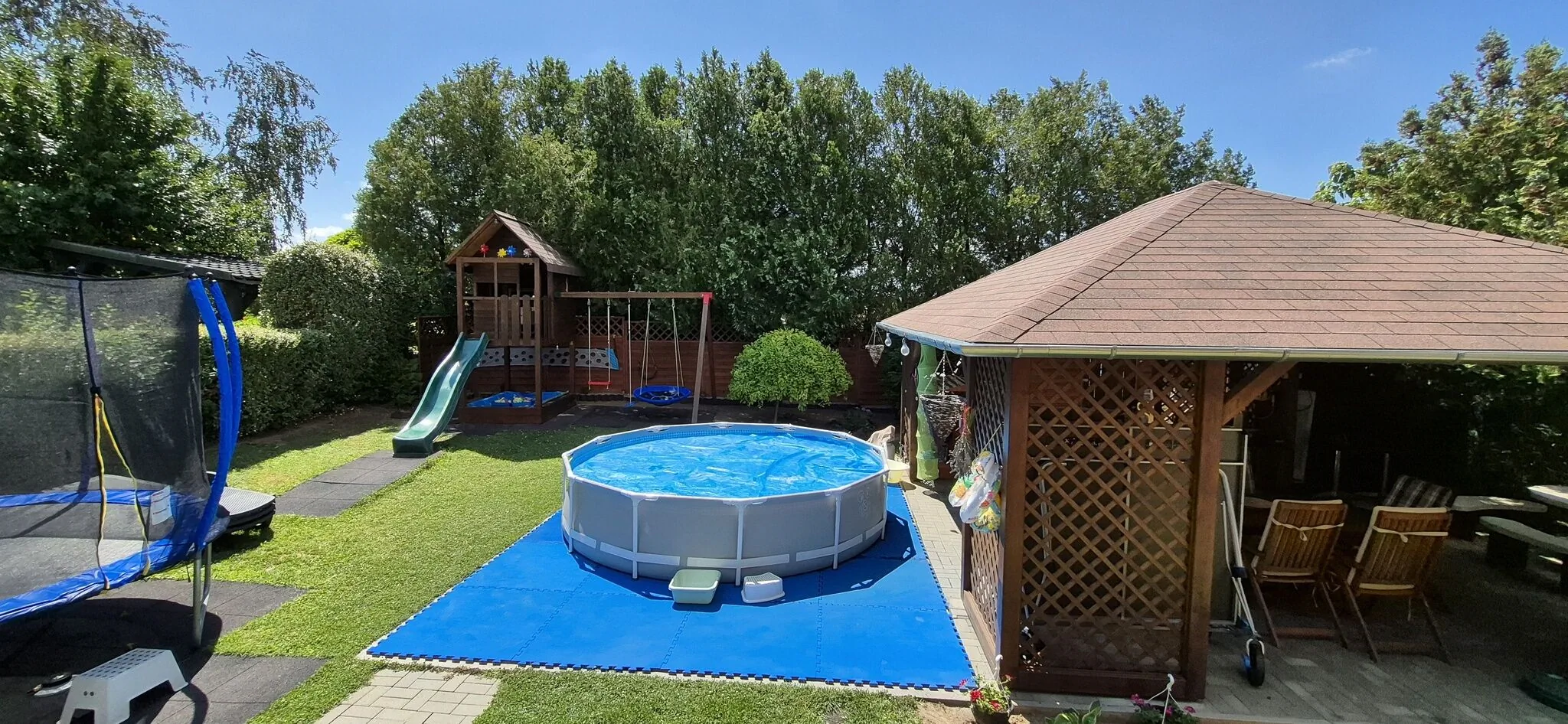 Nagycsaládos Rózsa Apartman Balatonlelle – Balatonlelle, Ungaria