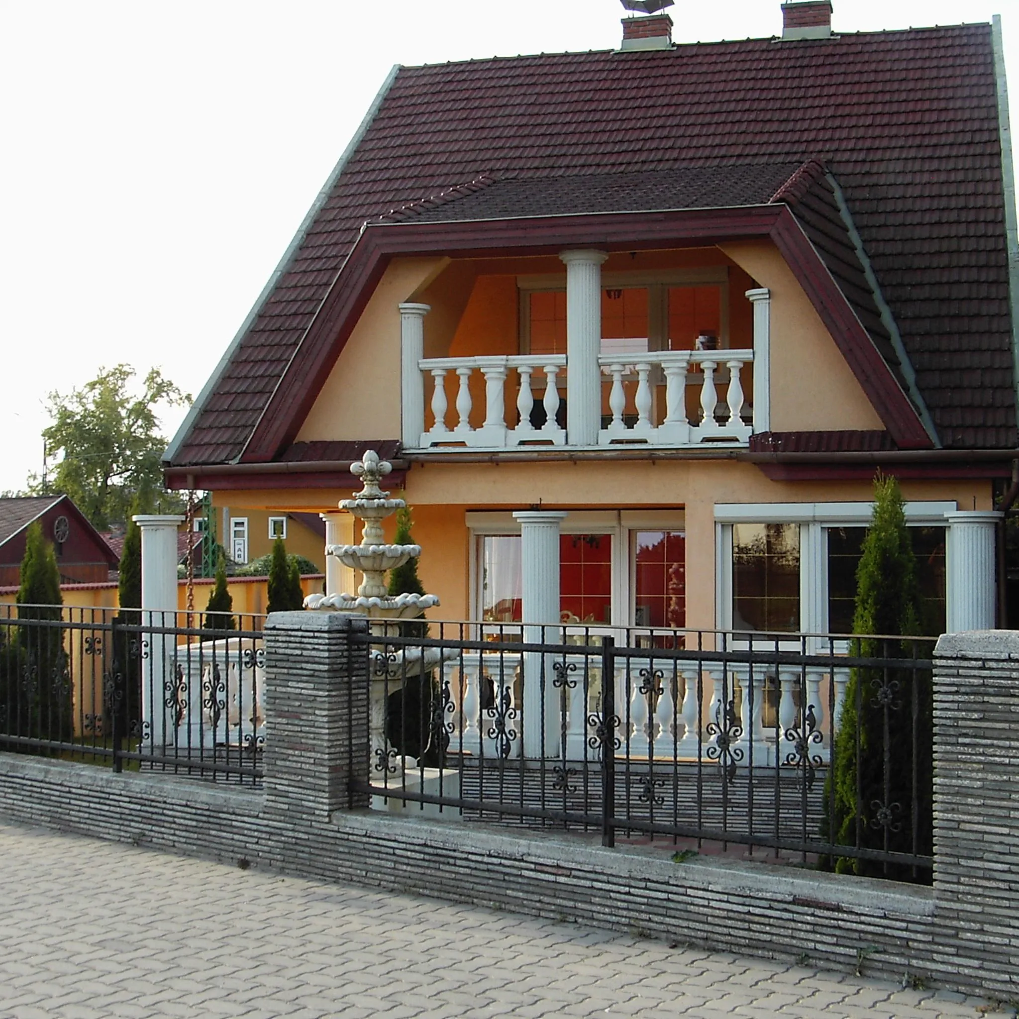 Koppi Ház Siófok - foto 2