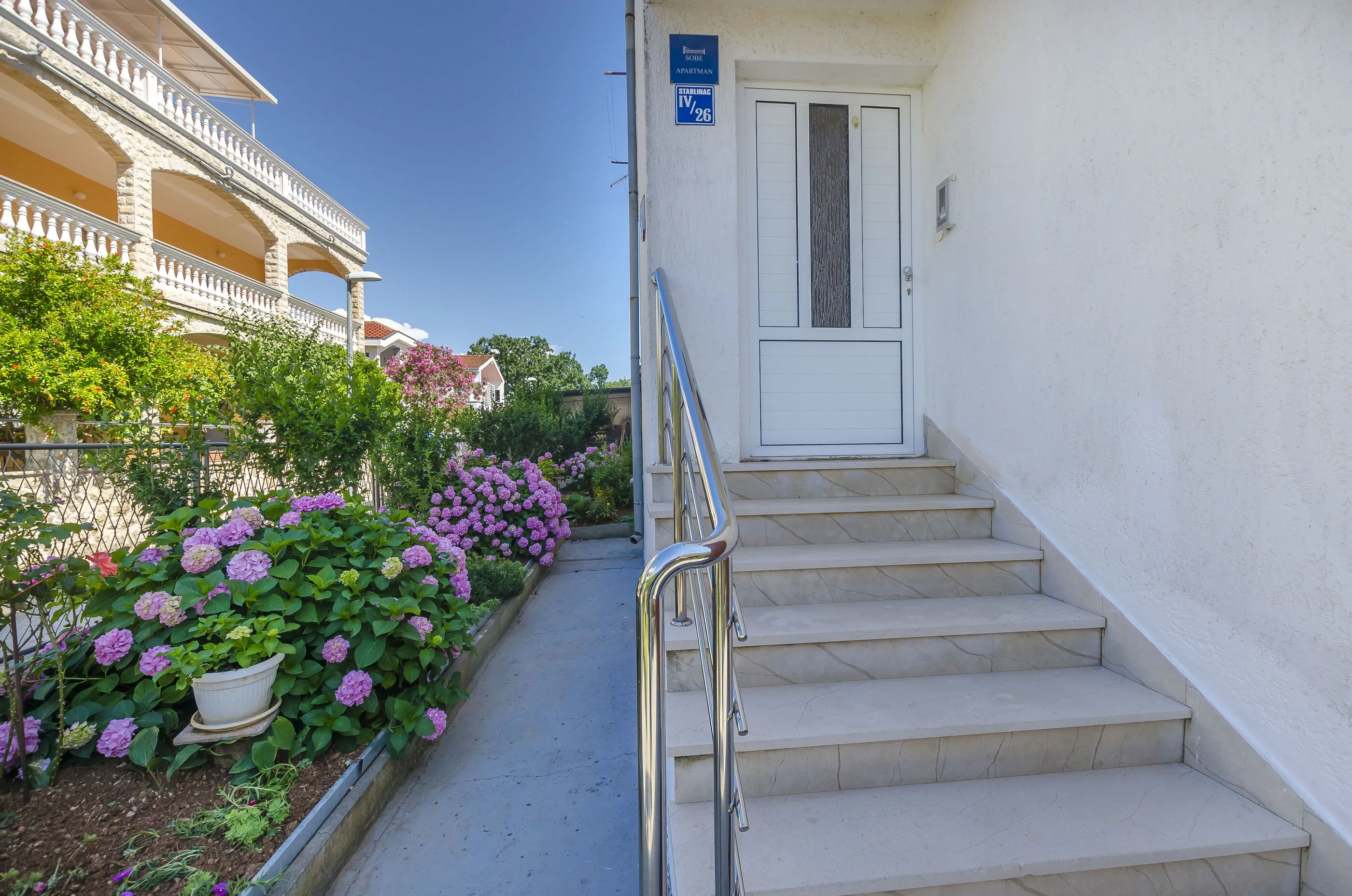 Apartments and Rooms Josipa Vodice - foto 1