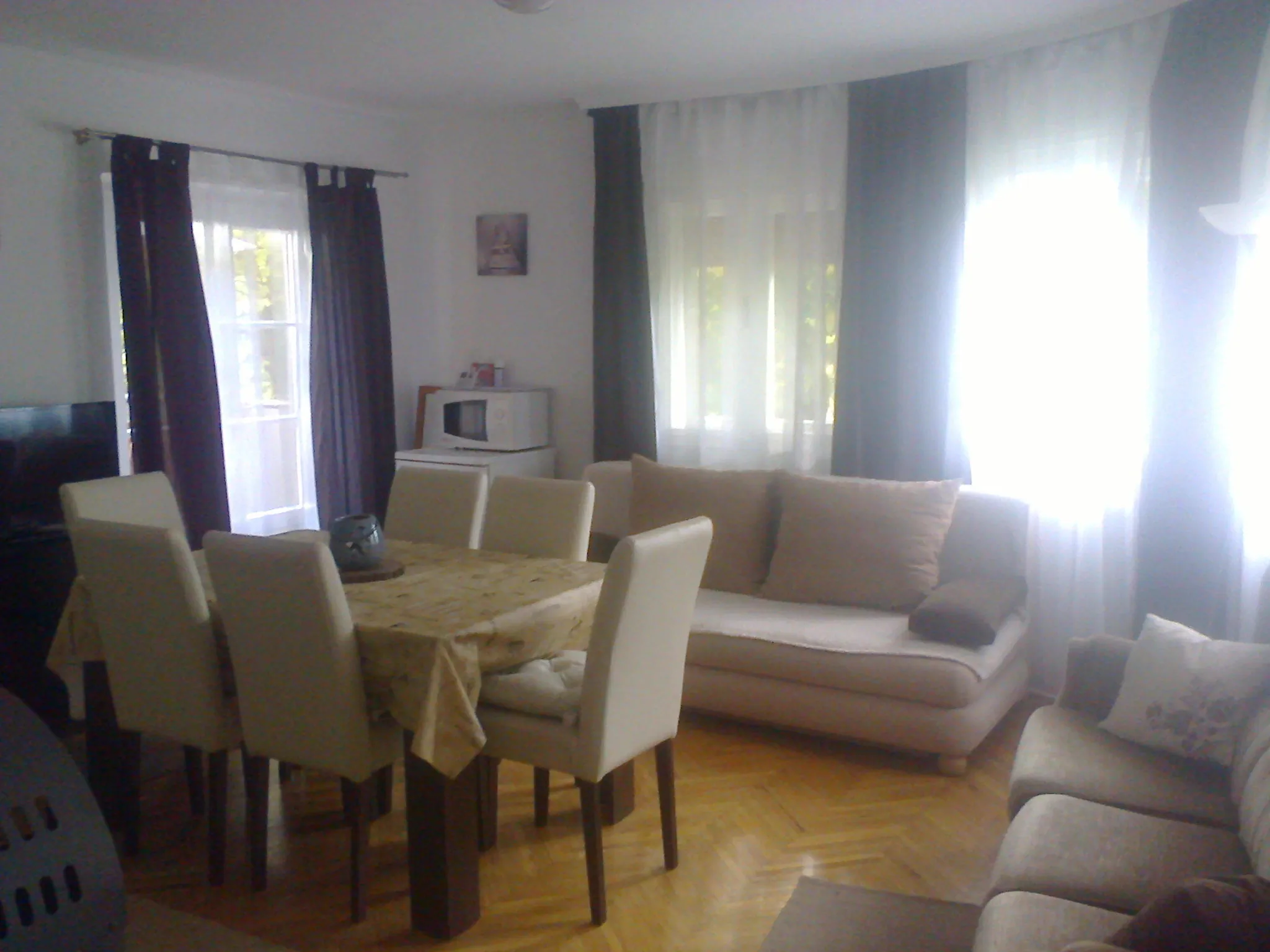 Vadrózsa Vendégház Magyarhertelend – Magyarhertelend, Ungaria