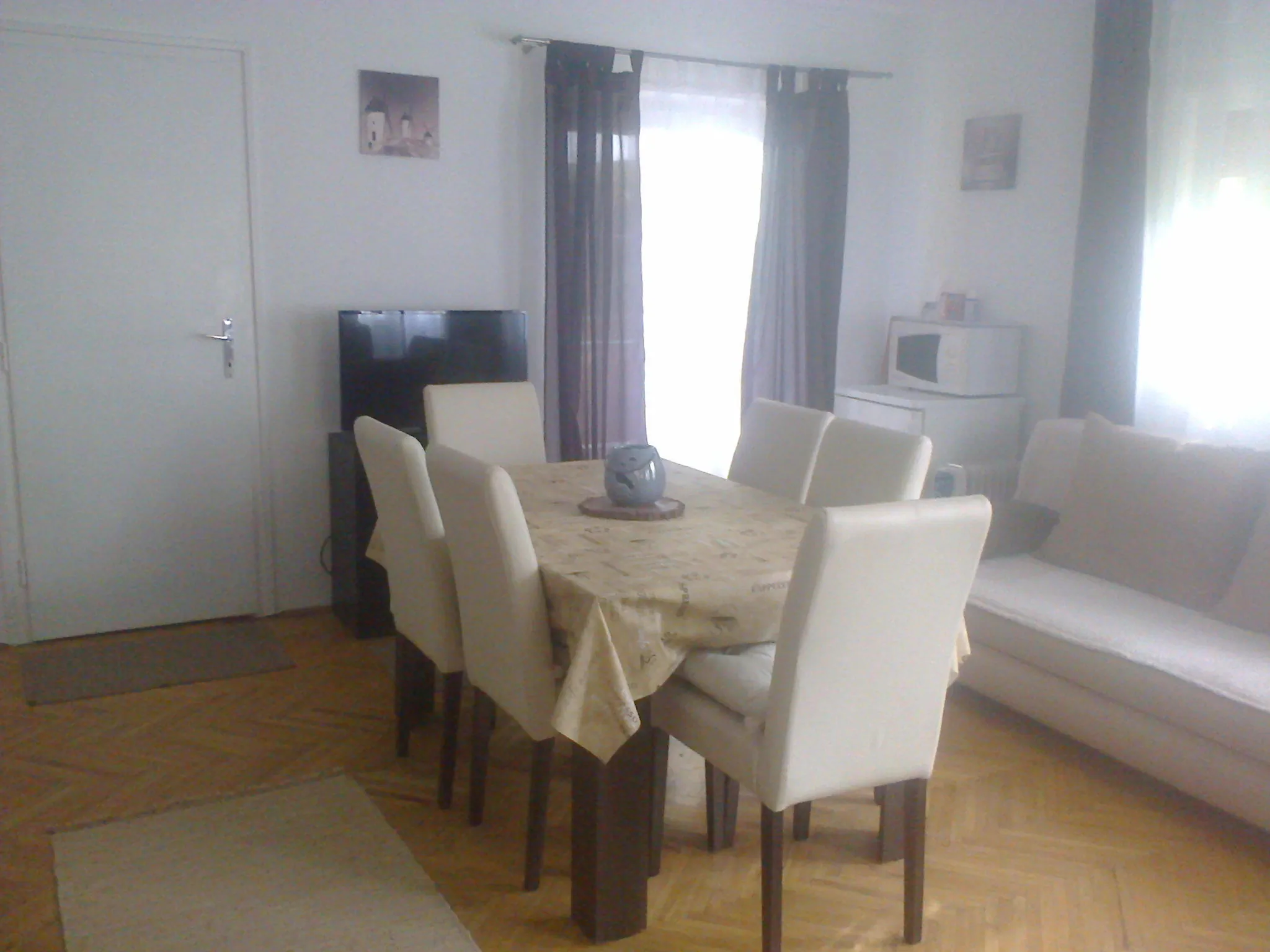 Vadrózsa Vendégház Magyarhertelend – Magyarhertelend, Ungaria