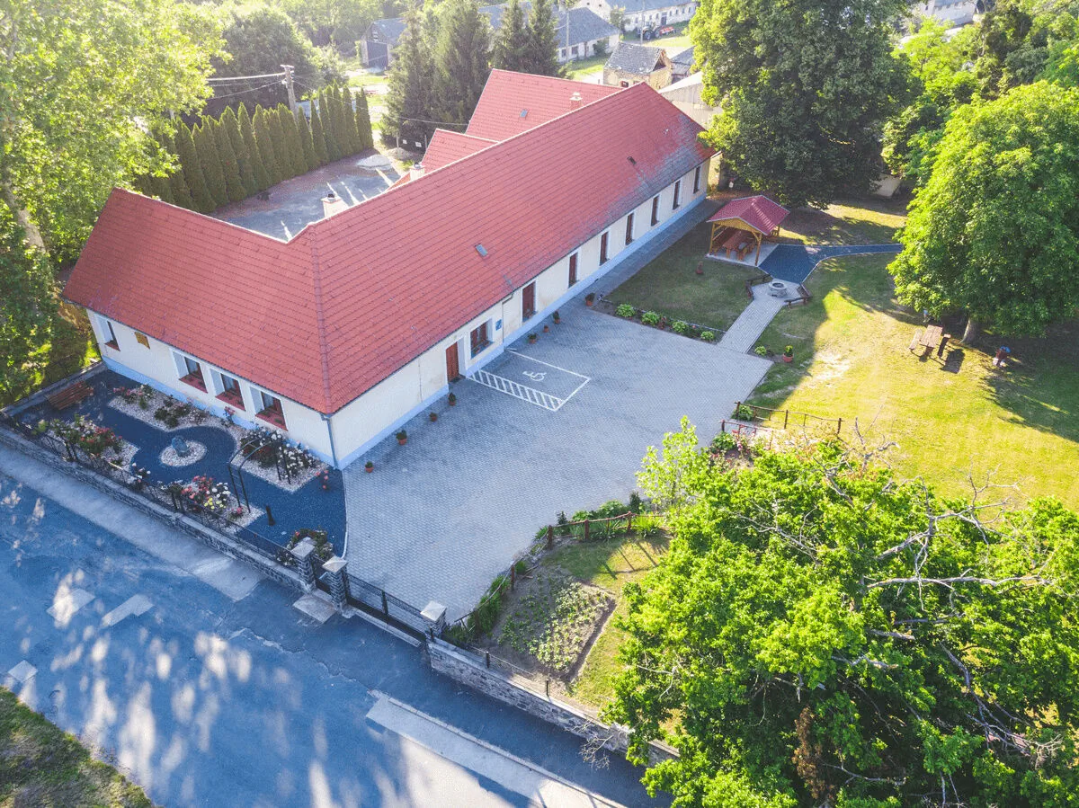 Tolnay Kúria és Vendégház Nagygörbő - foto 1