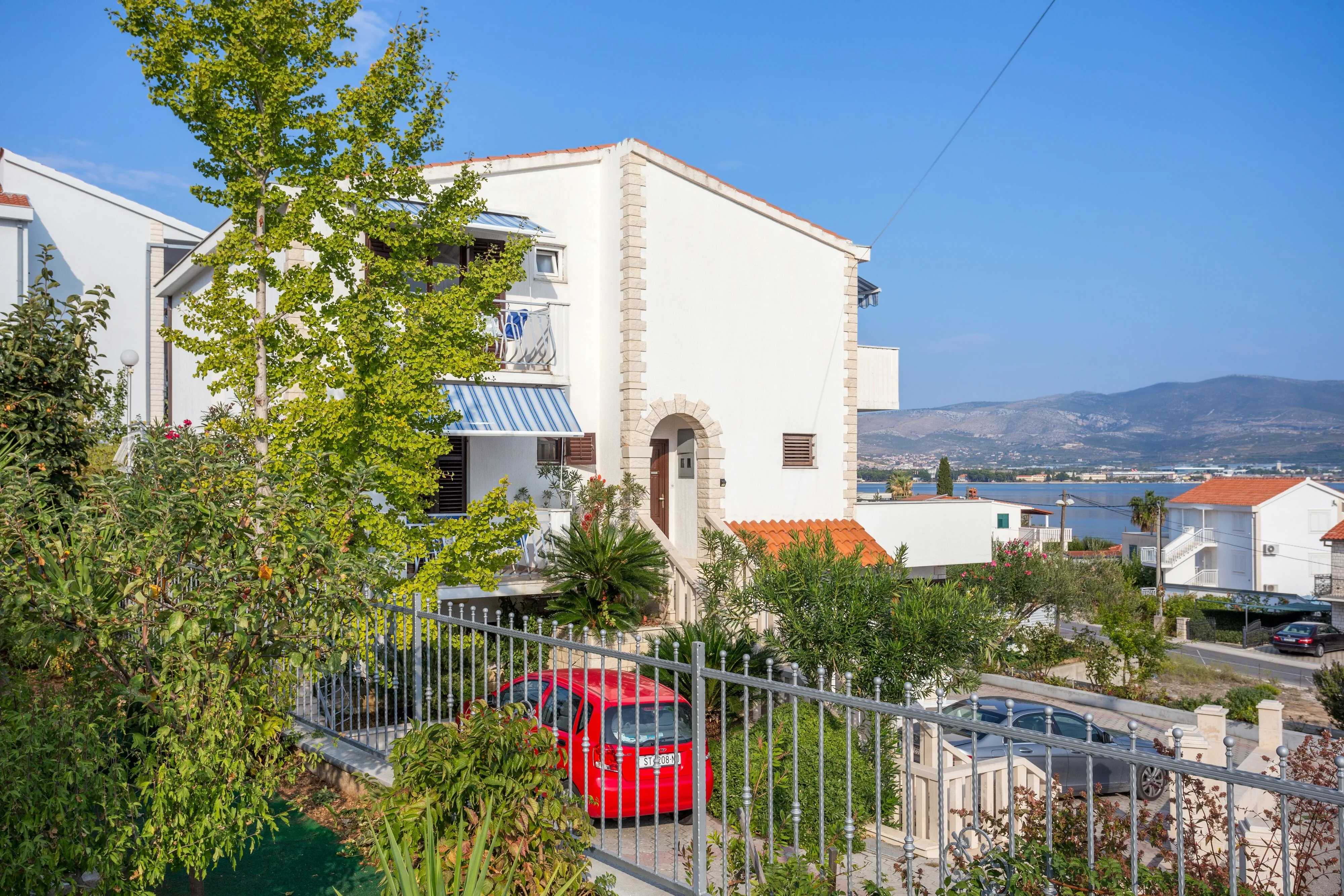 Apartments By The Sea Slatine, Čiovo - 13298 Slatine – Slatine, Croația