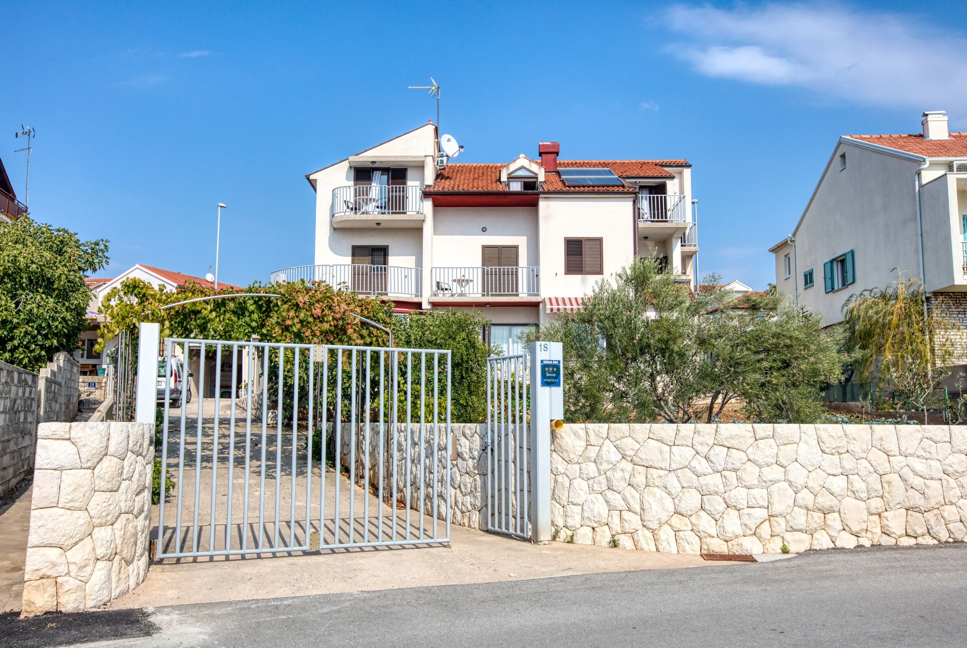 Apartments By The Sea Brodarica, Šibenik - 13615 Brodarica - foto 5