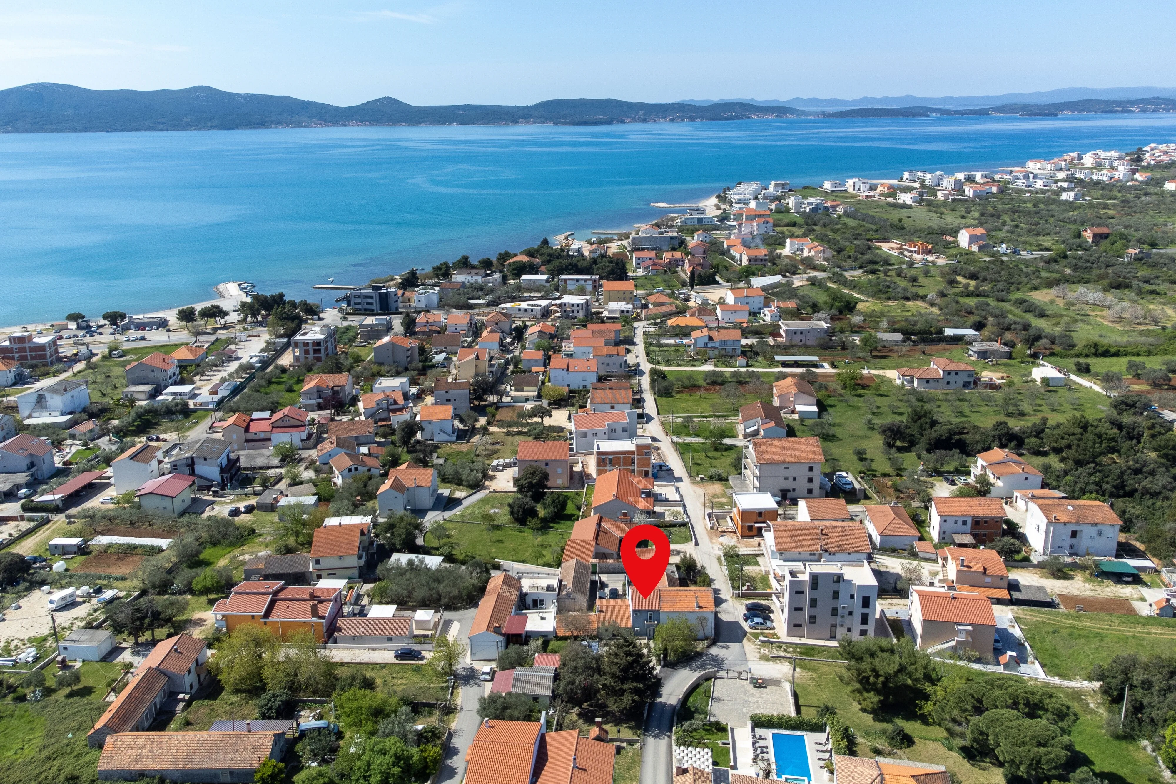 Family-friendly House With Hot Tub Sukošan, Zadar - 6123 Sukošan – Sukošan, Chorwacja