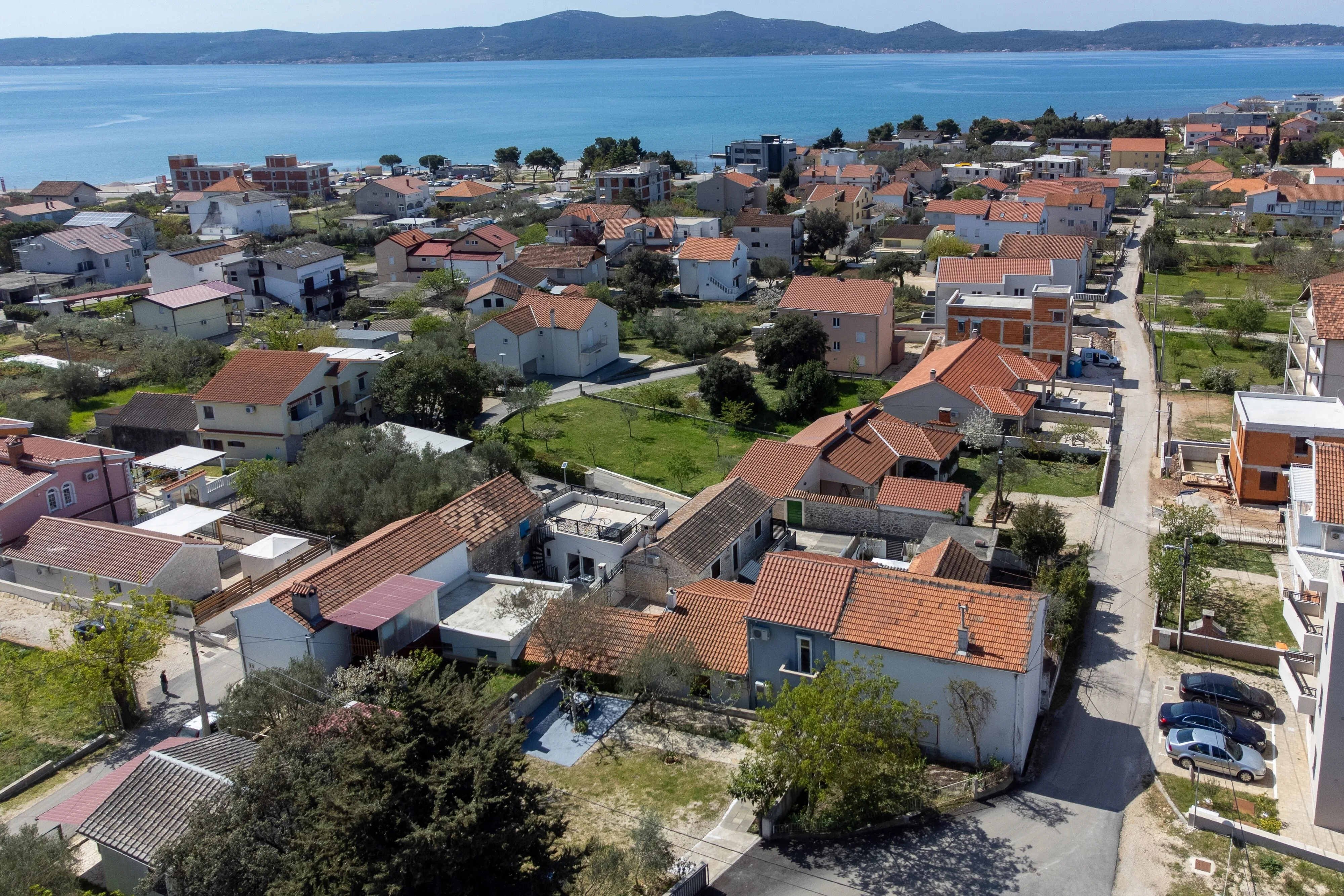 Family-friendly House With Hot Tub Sukošan, Zadar - 6123 Sukošan – Sukošan, Chorwacja