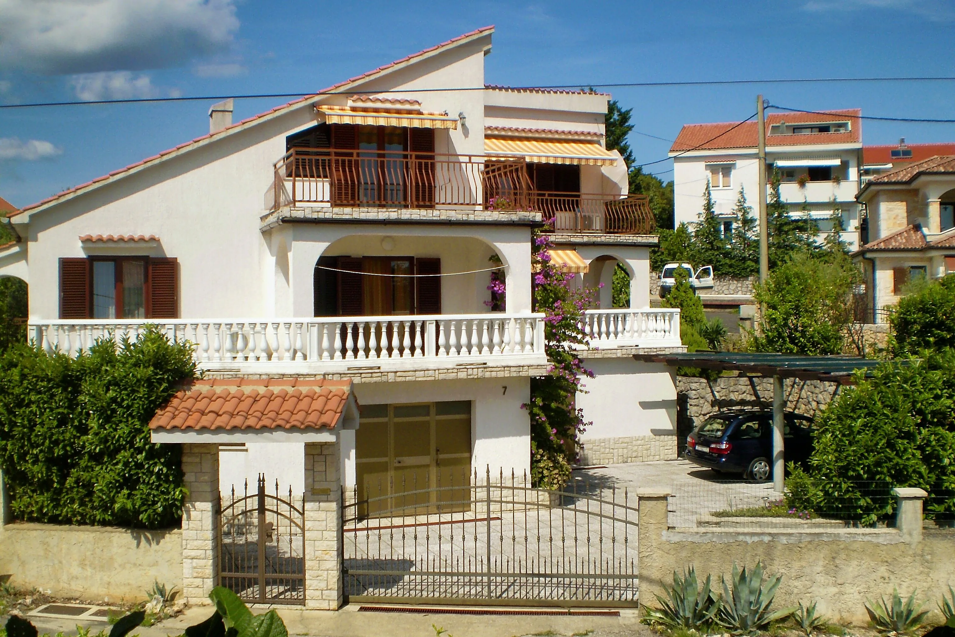 Apartments With Parking Space Pinezići, Krk - 5319 Pinezići - foto 1