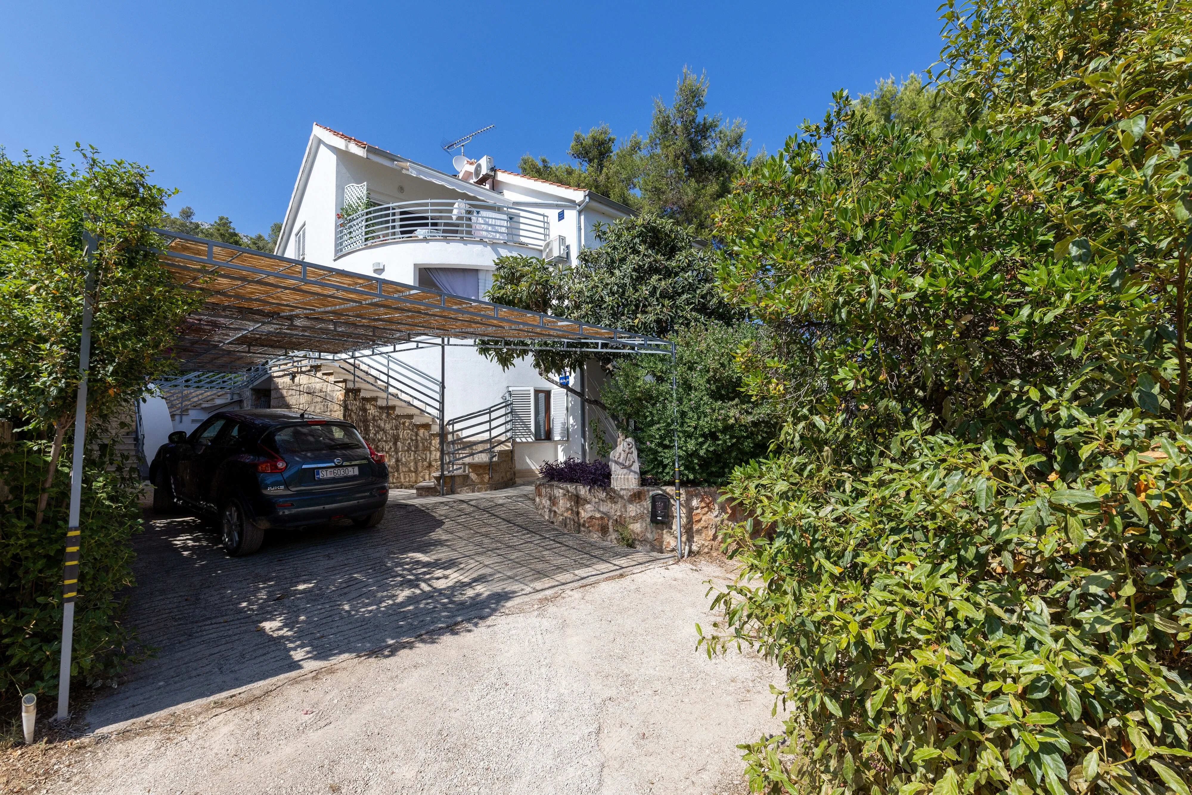 Apartments With Parking Space Zavala, Hvar - 8710 Zavala - foto 1