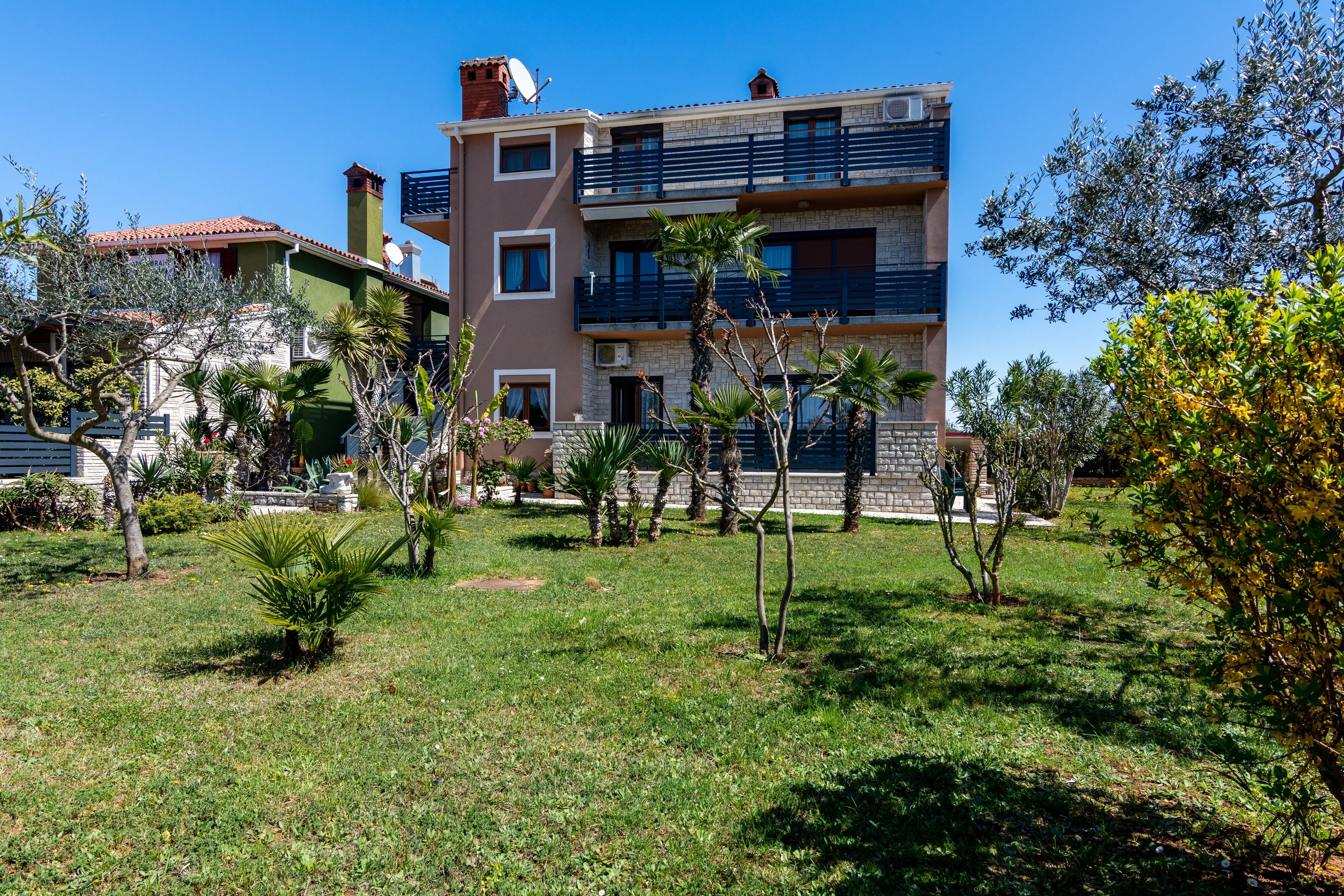 Family-friendly Apartments With Swimming Pool Valbandon, Fažana - 2201 Valbandon - foto 3
