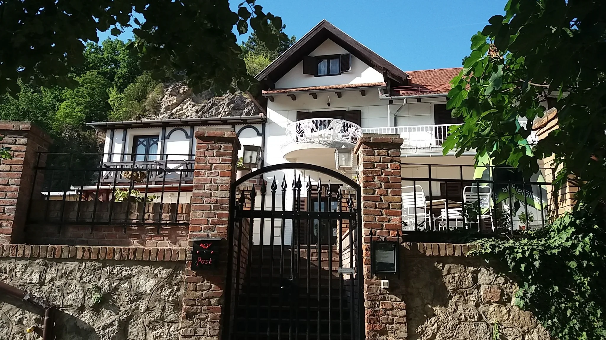 Valcsics Villa Panzió Pécs – Pécs, Ungaria