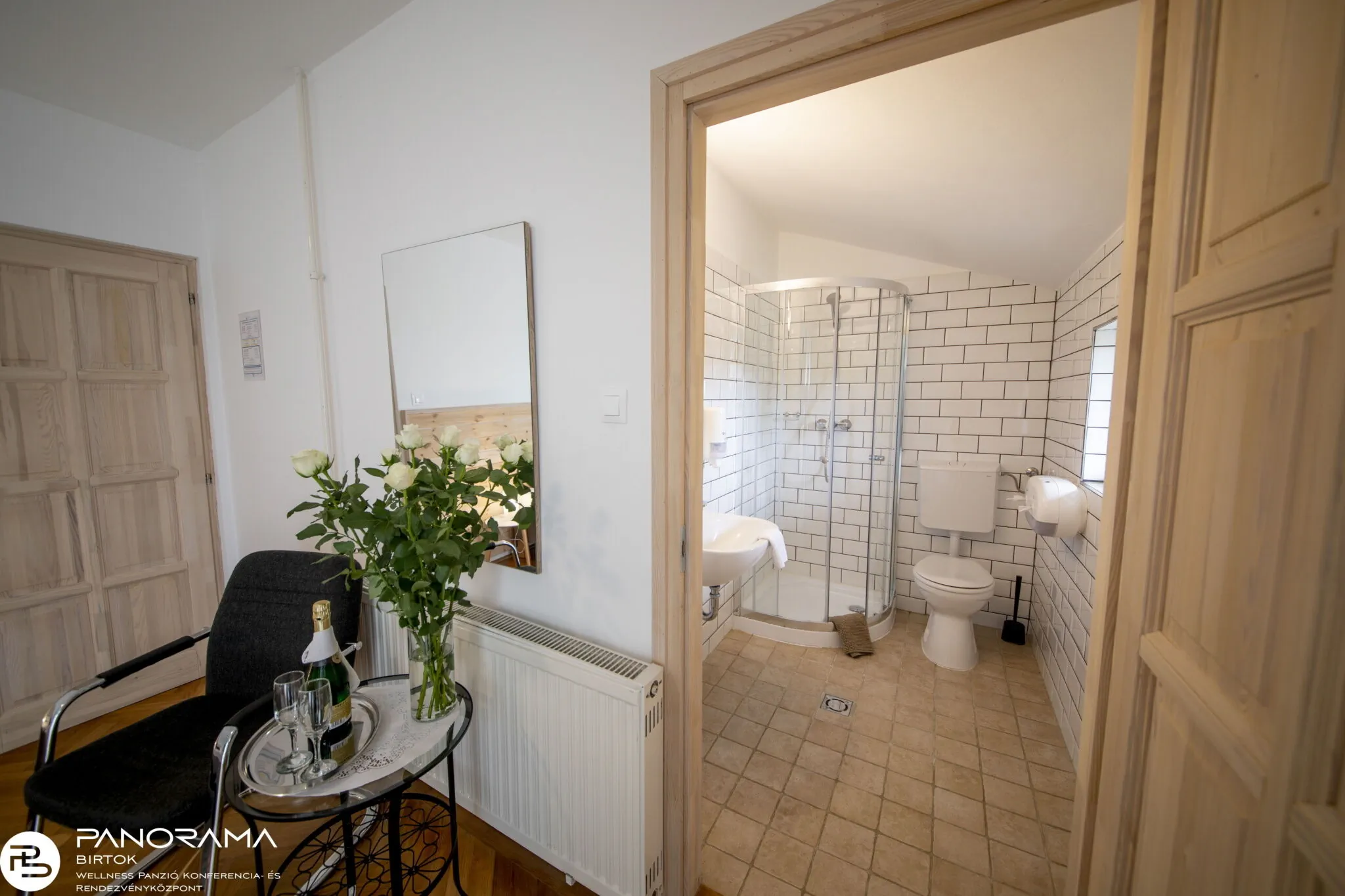 Panoráma Birtok Wellness Panzió Győrújbarát – Győrújbarát, Ungaria