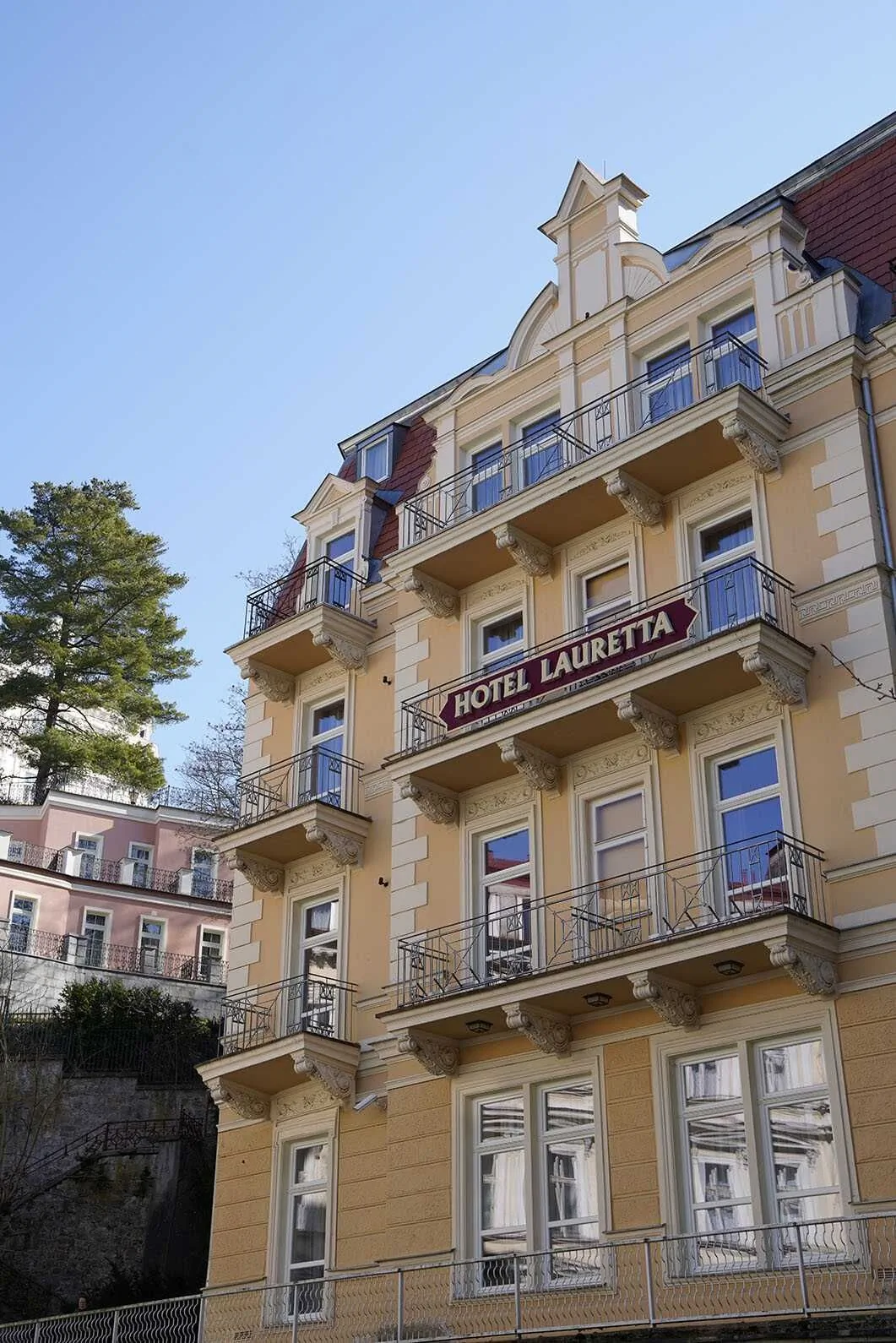 Hotel Villa Lauretta Karlovy Vary – Karlsbad, Republica Cehă