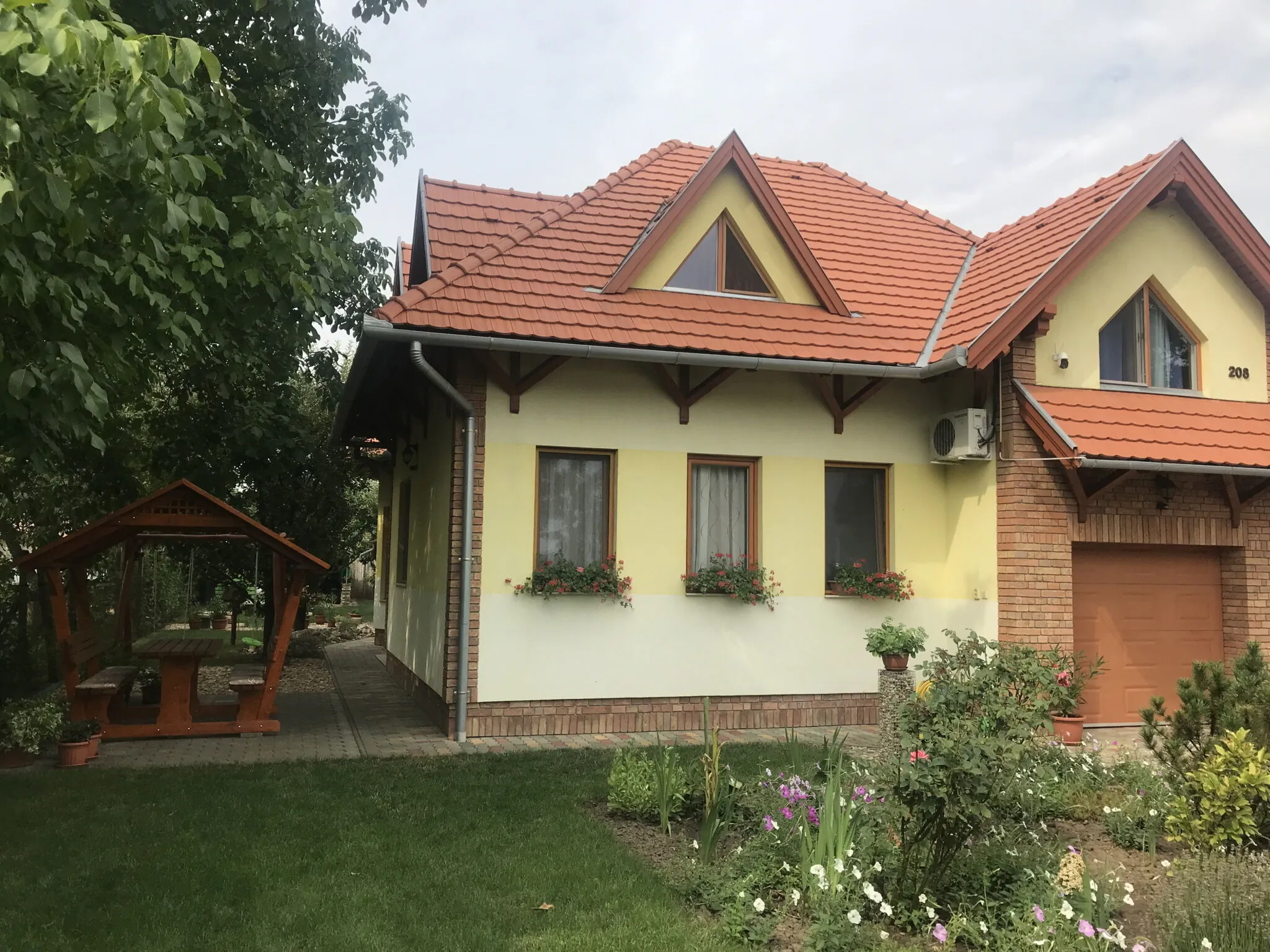 Napfény Apartman Orosháza – Orosháza, Maďarsko