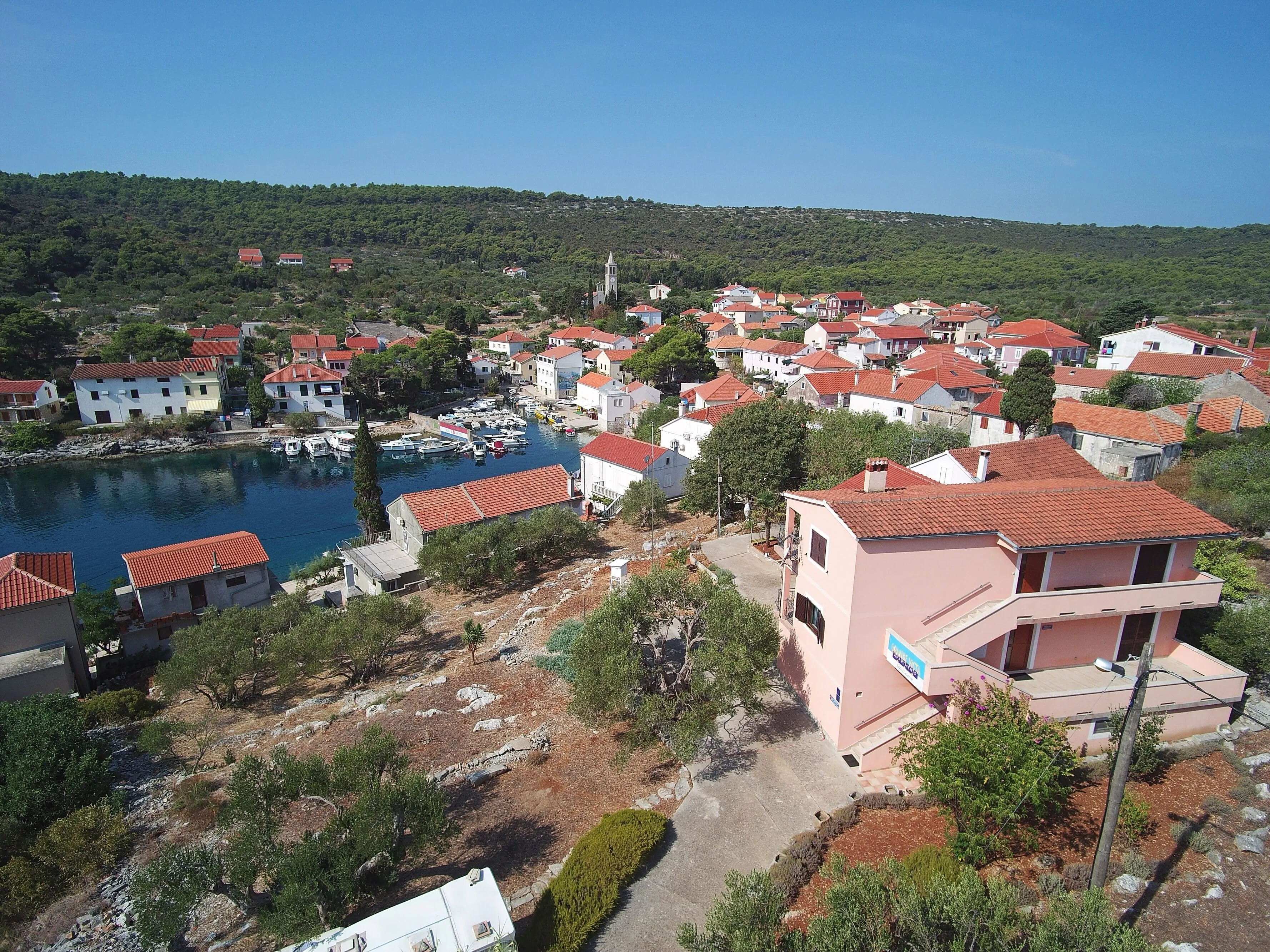 Apartments With Parking Space Božava, Dugi Otok - 8124 Božava – Božava, Chorvatsko