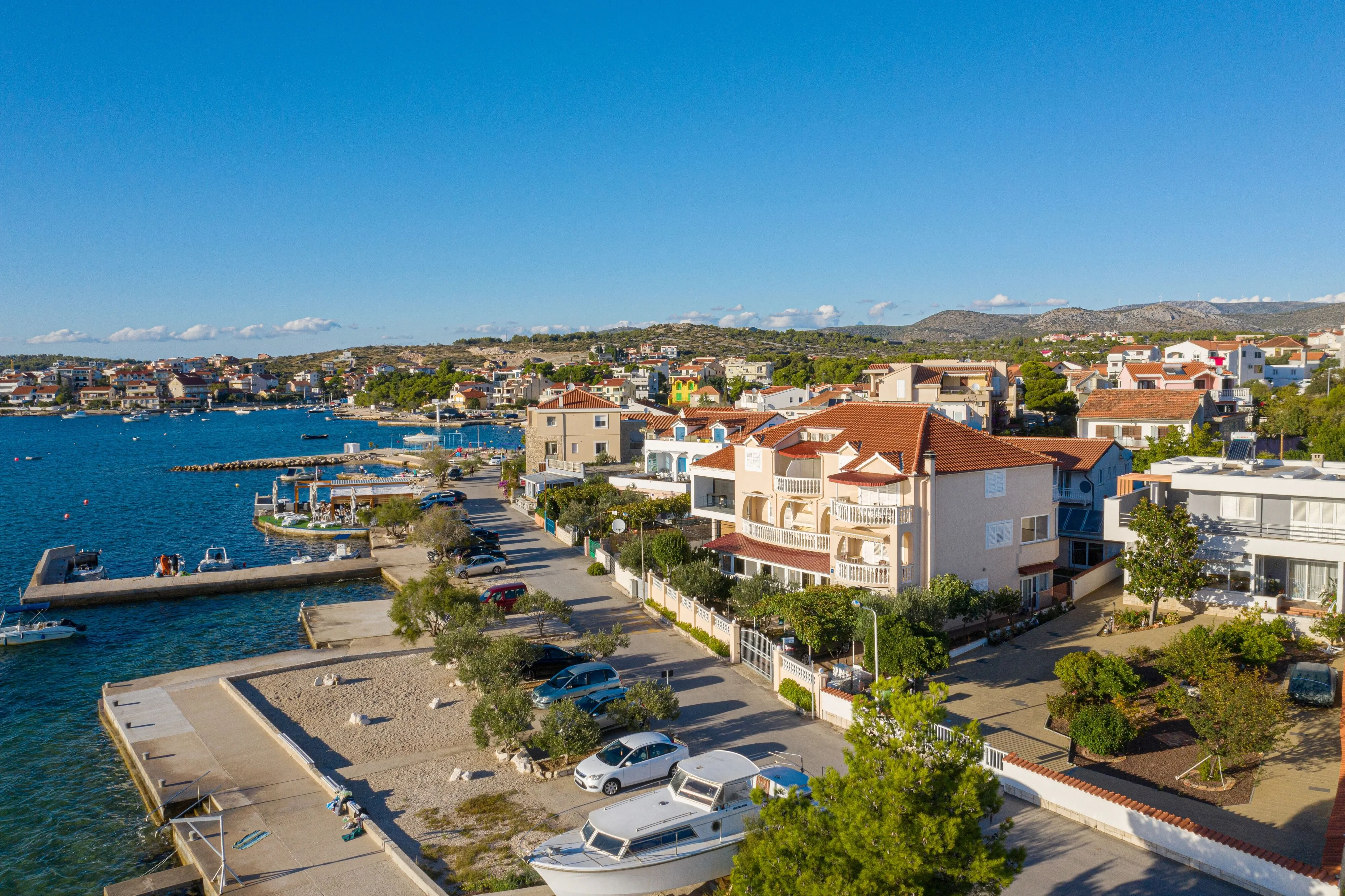 Apartments By The Sea Brodarica, Šibenik - 4194 Brodarica - foto 1