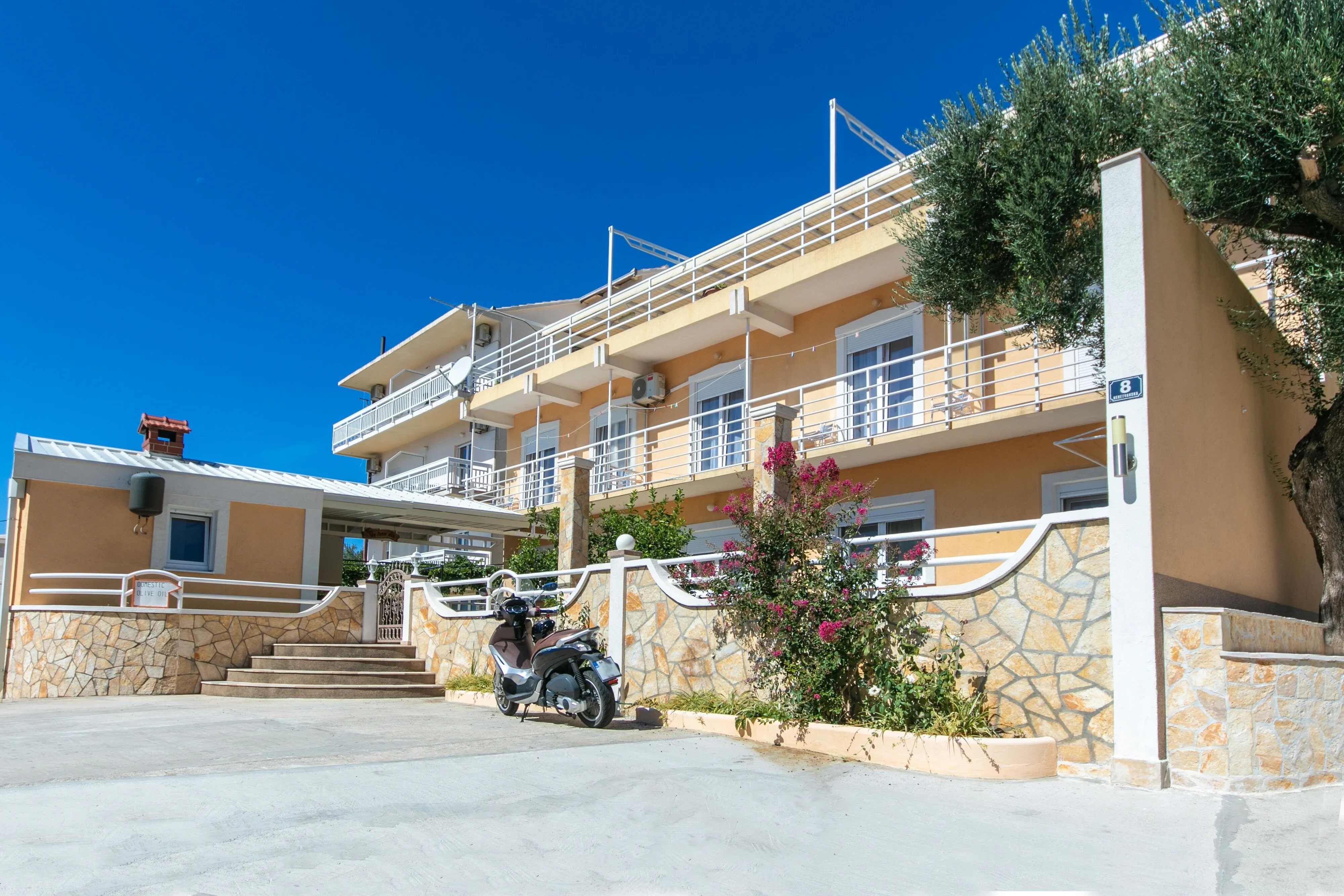 Apartments With Parking Space Gradac, Makarska - 5198 Gradac – Gradac, Croația