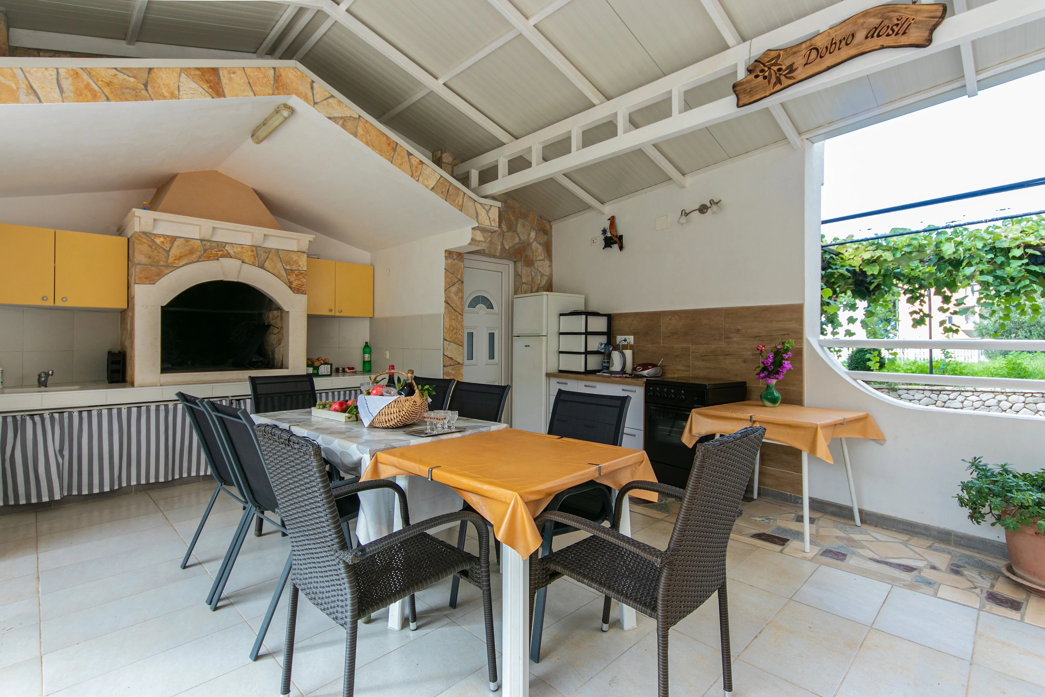 Apartments With Parking Space Gradac, Makarska - 5198 Gradac – Gradac, Croația