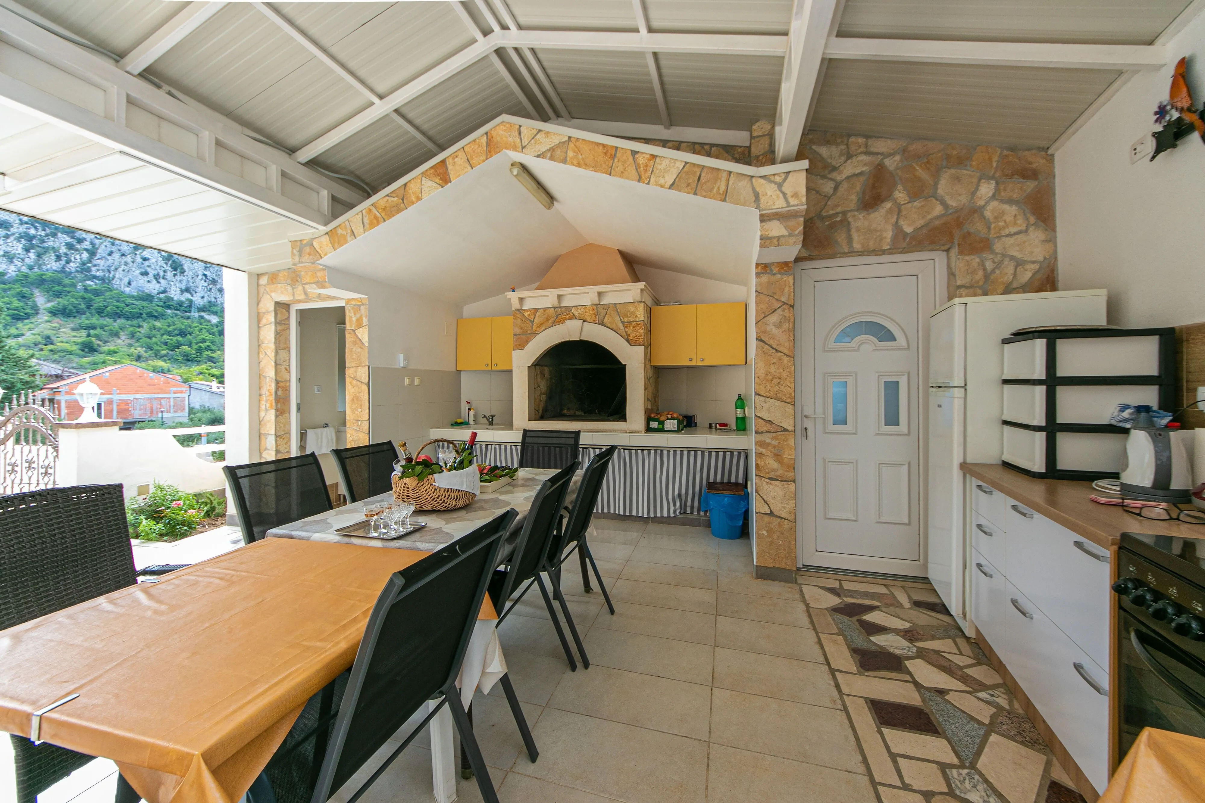 Apartments With Parking Space Gradac, Makarska - 5198 Gradac – Gradac, Croația
