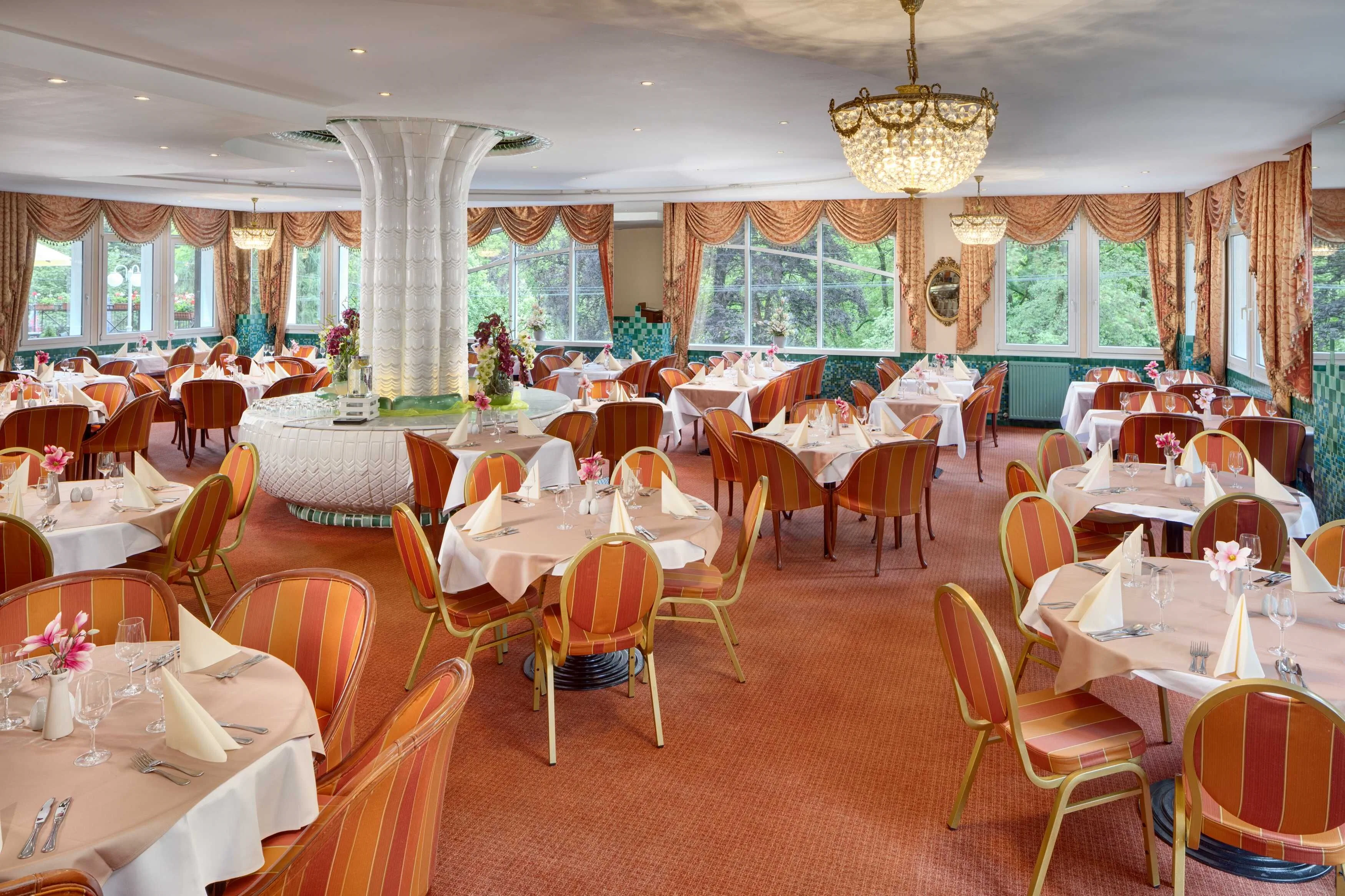 Ensana Health Spa Hotel Butterfly Mariánské Lázně – Mariánské Lázně, Česká republika
