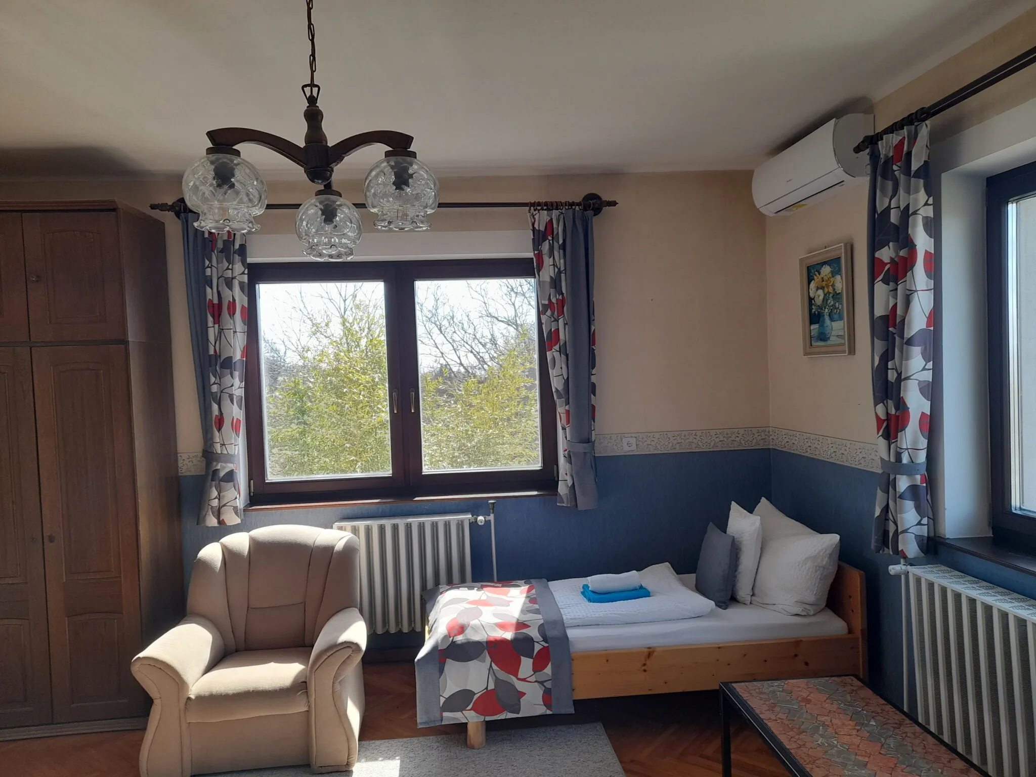 Panoráma Apartman/Kerti Lak Mór – Mór, Maďarsko