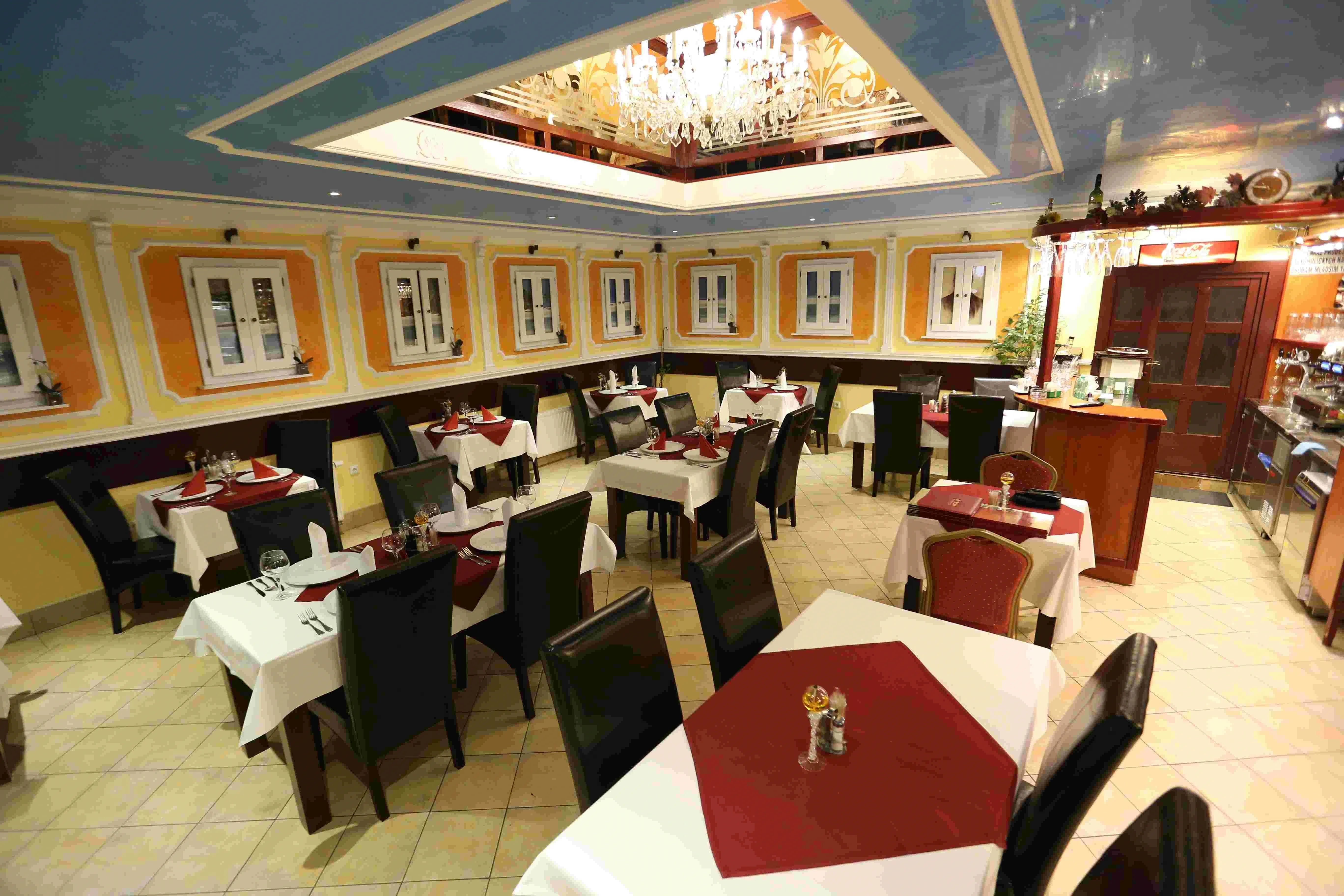 Hotel Palacký Karlovy Vary – Karlovy Vary, Česká republika