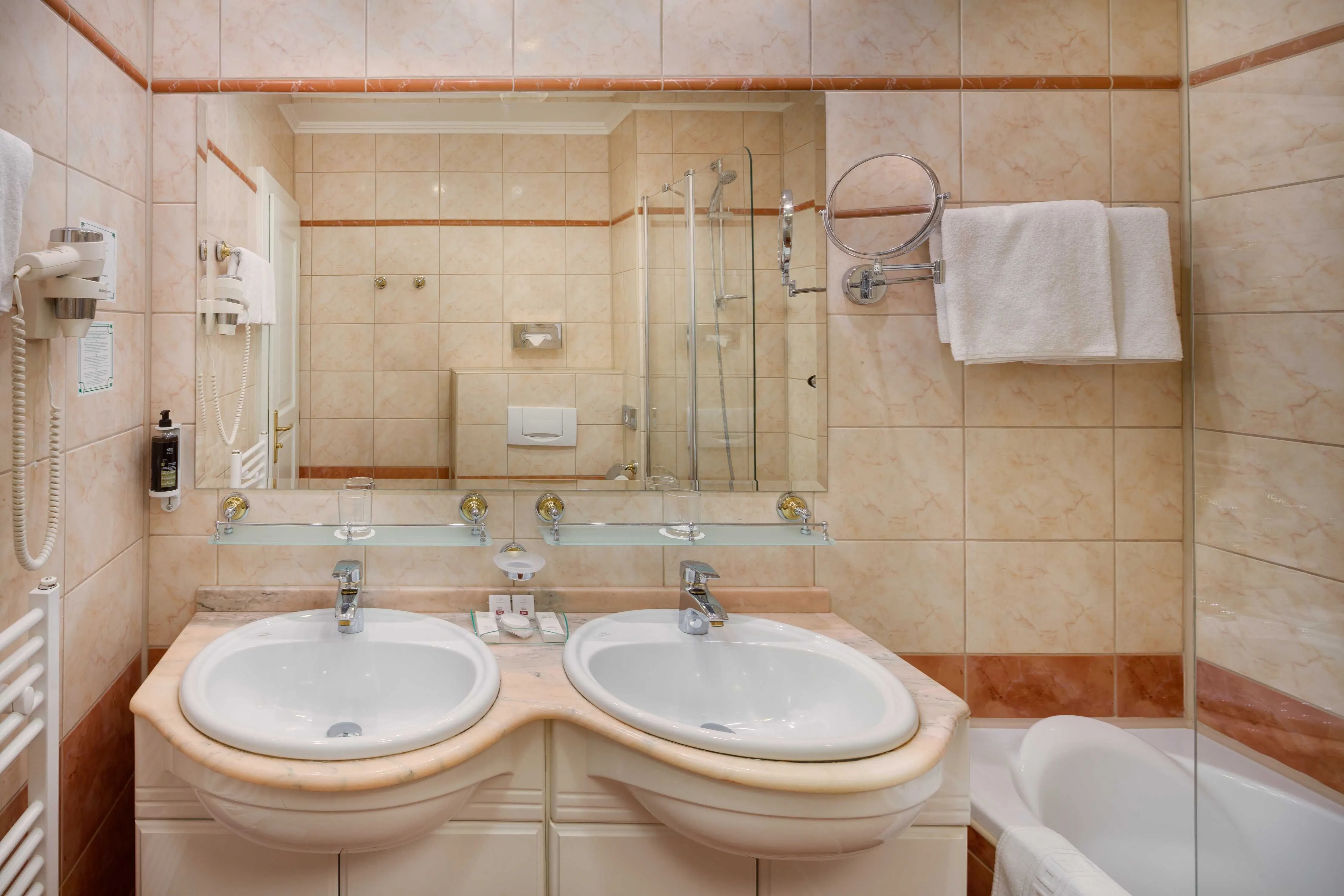 Ensana Hvězda – Imperiál Health Spa Hotel Mariánské Lázně - foto 10