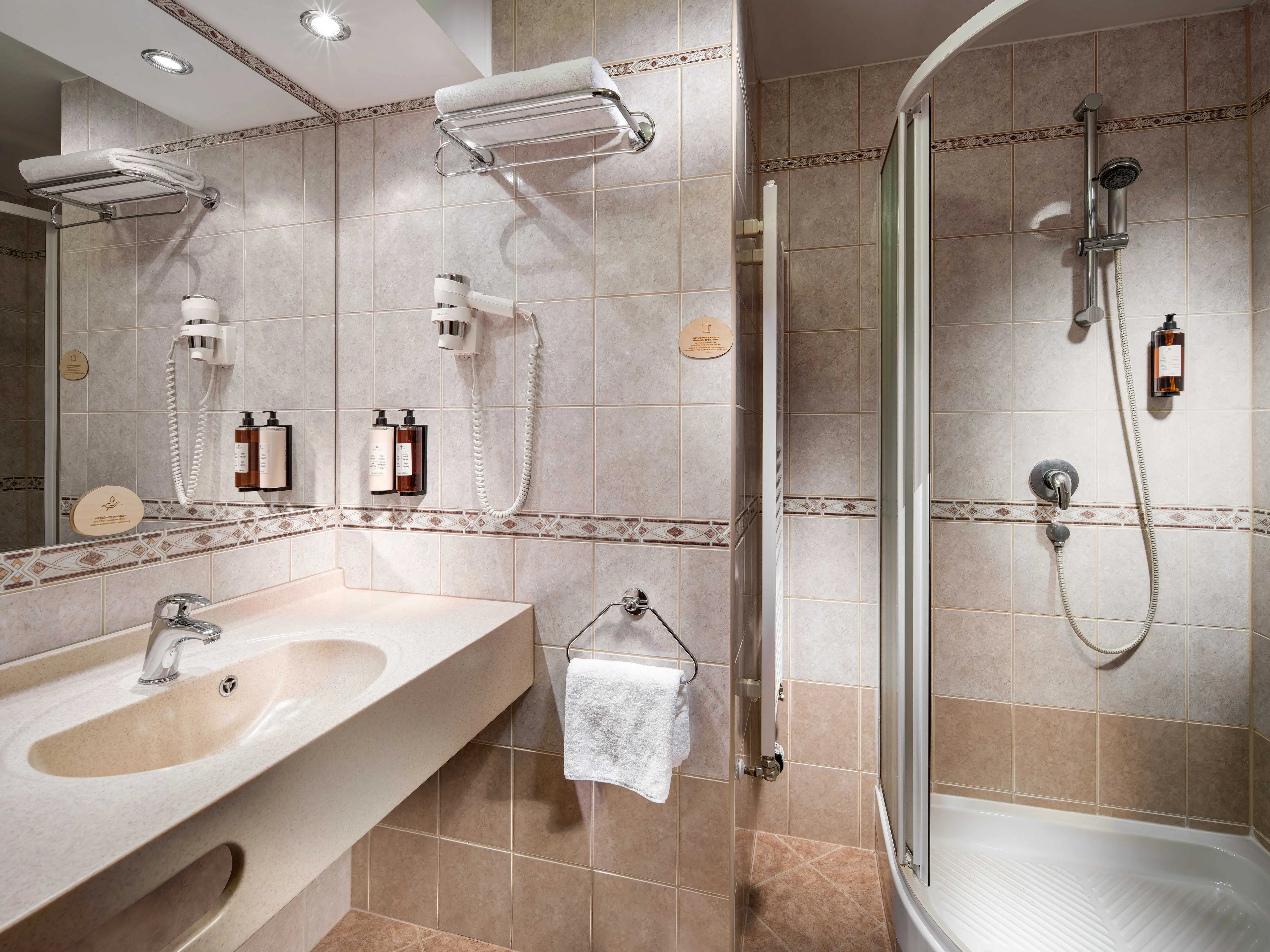 Pinia Hotel & Resort Špindlerův Mlýn – Špindlerův Mlýn, Republica Cehă