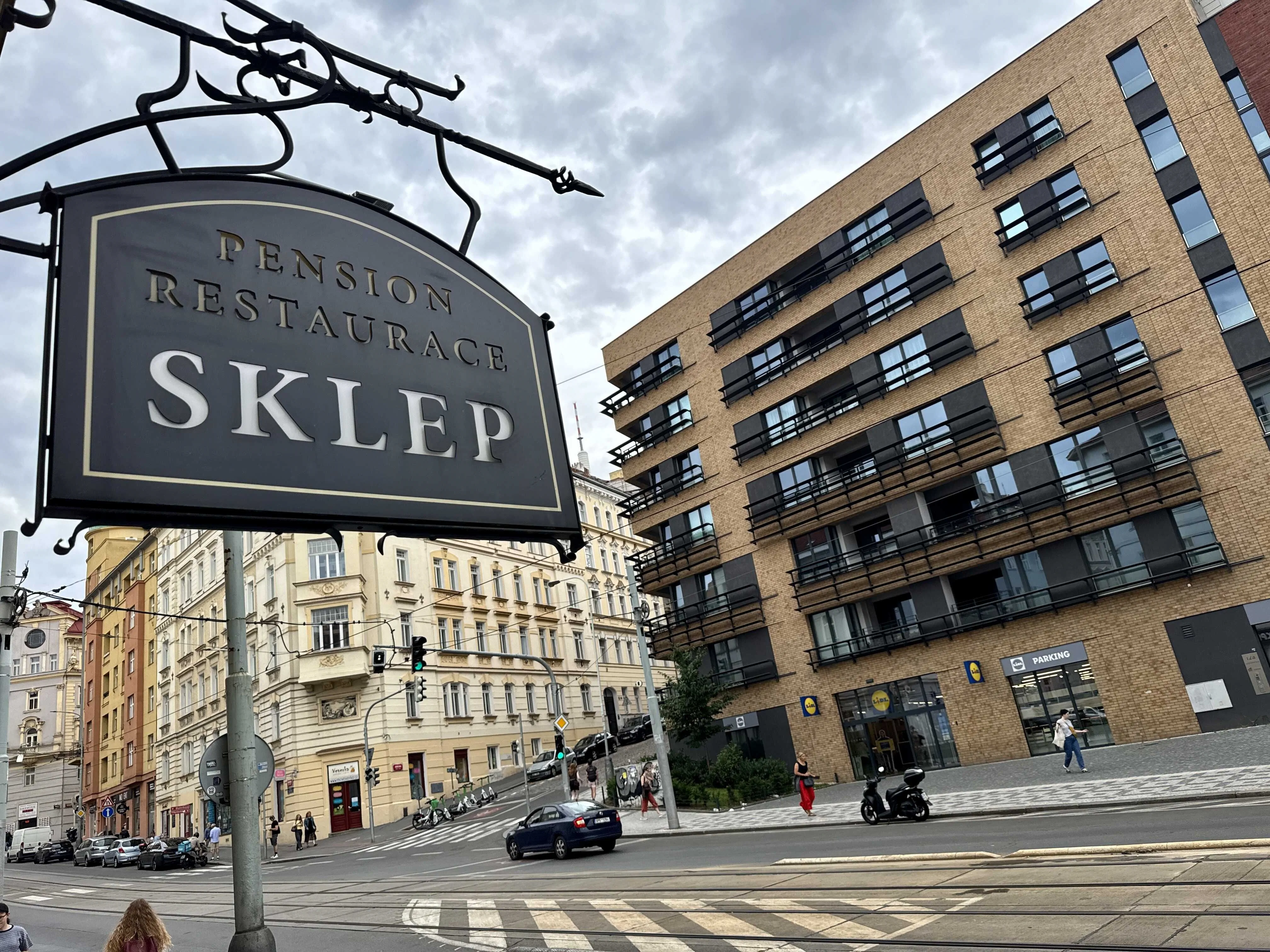 SKLEP REST Praha - foto 1
