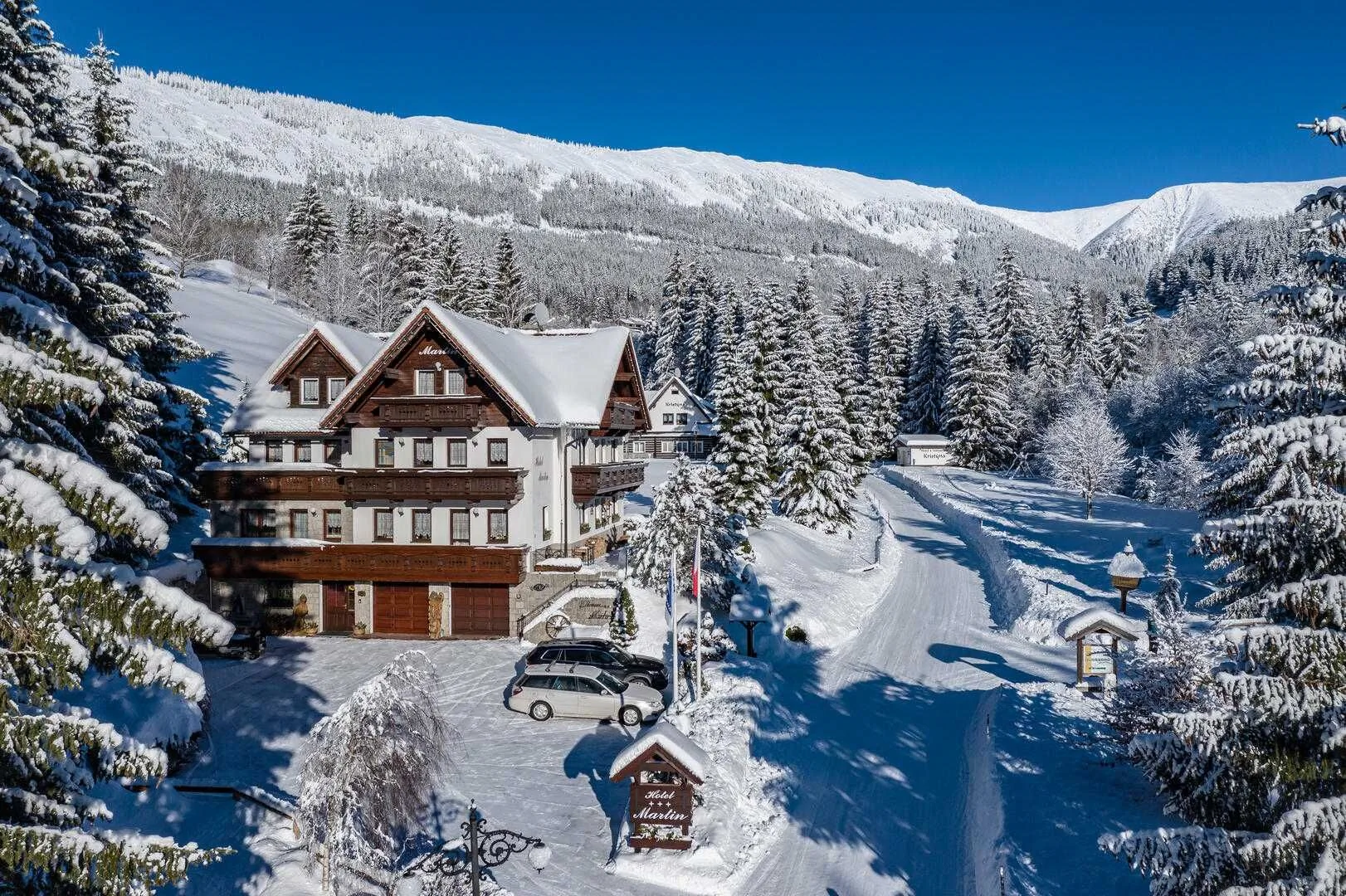 Hotel Martin a Hotel Kristýna Špindlerův Mlýn – Špindlerův Mlýn, Česká republika