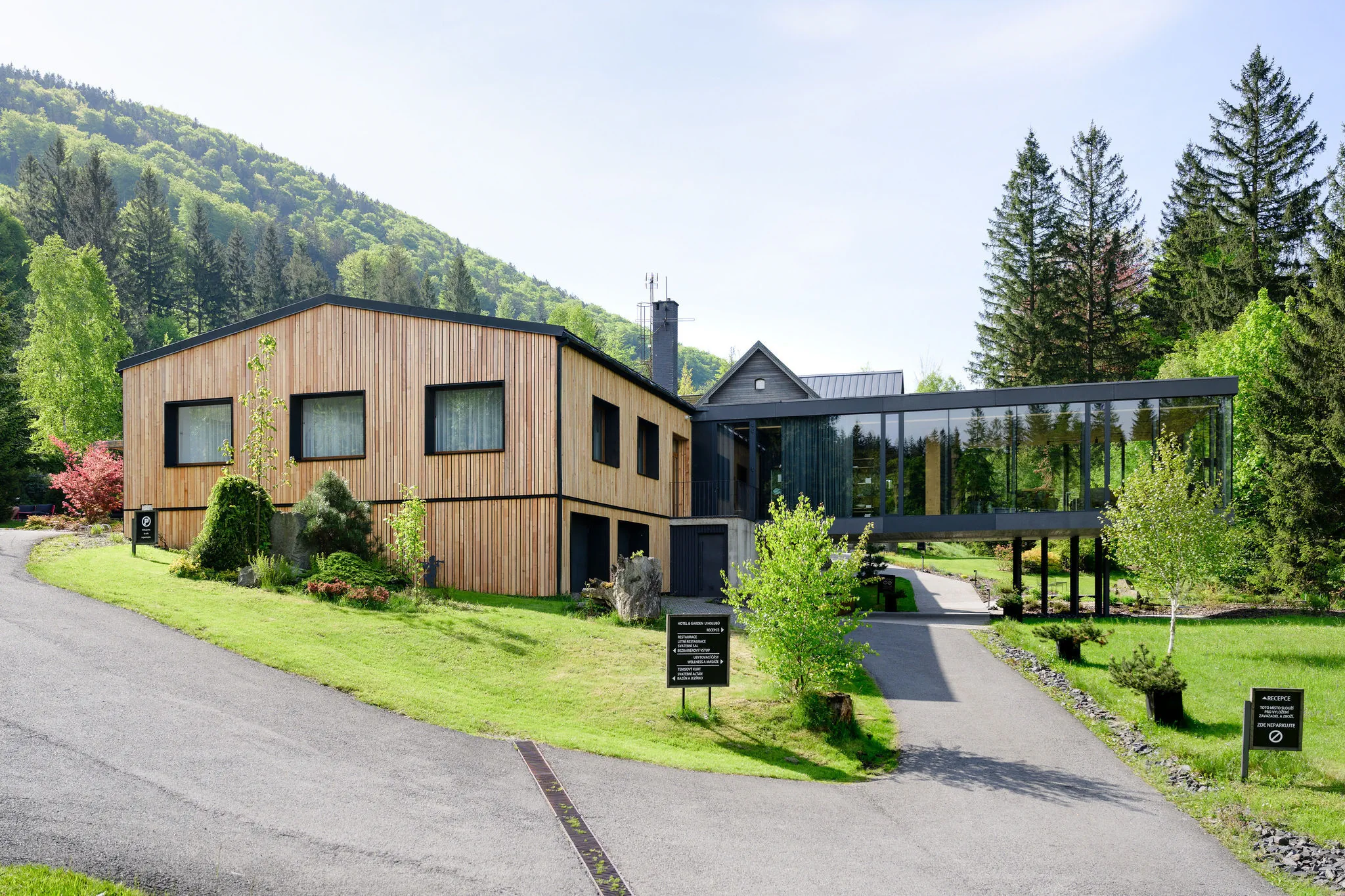 Hotel & Garden U Holubů Čeladná – Čeladná, Česká republika