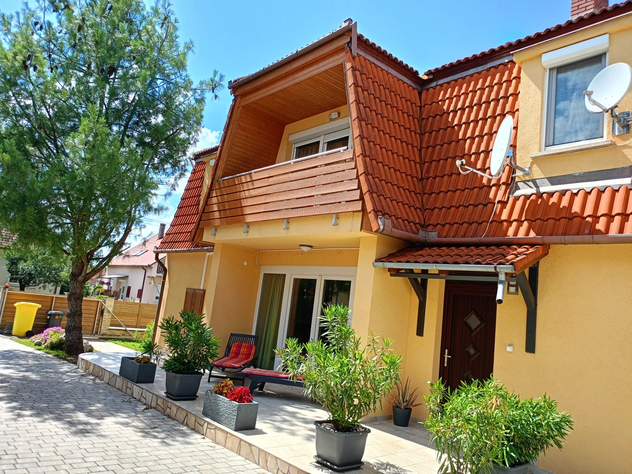 MeLuis Nyaraló Balatonkeresztúr – Balatonkeresztúr, Ungaria