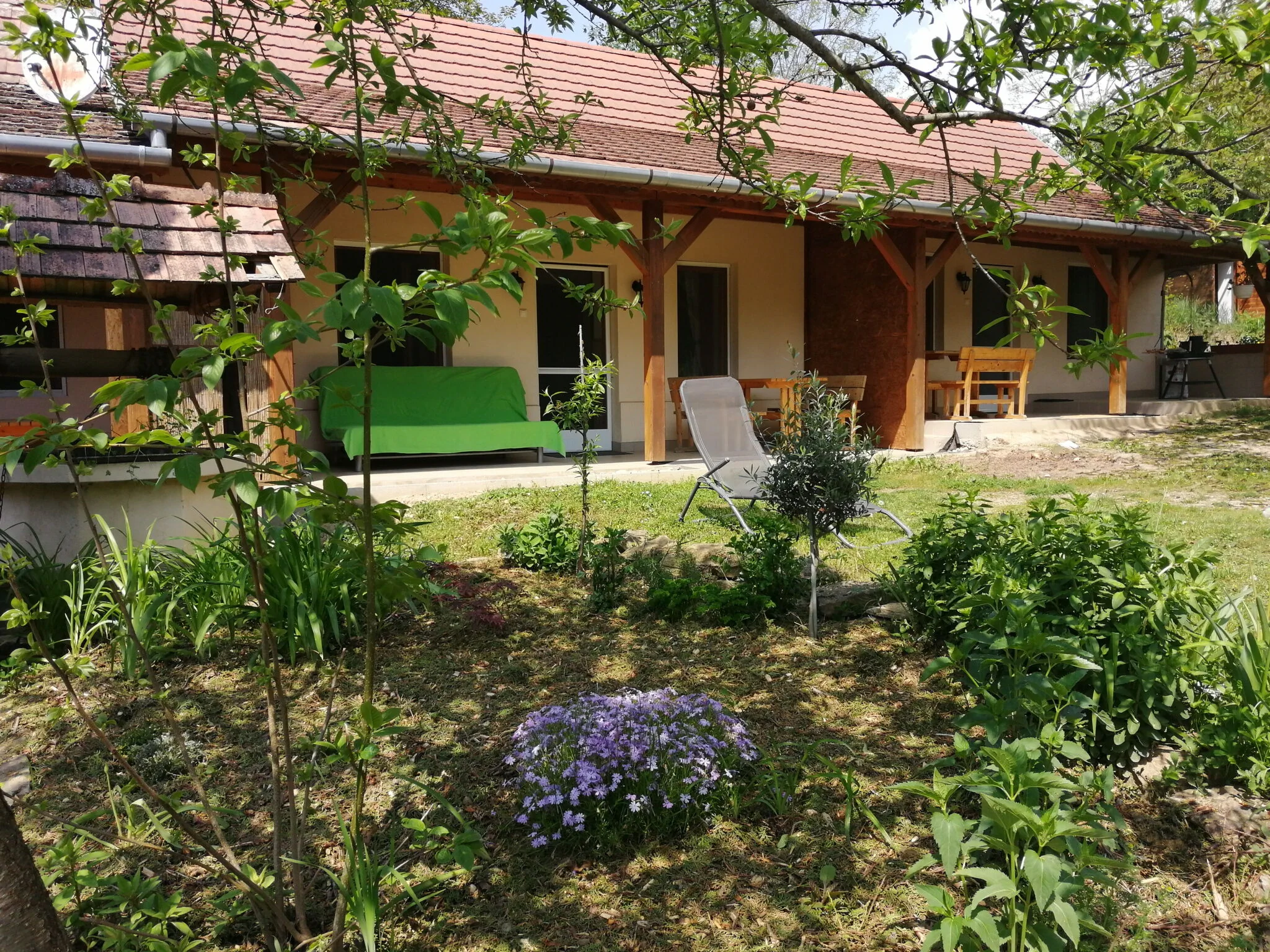 Flóra Apartmanok Kehidakustány - foto 1