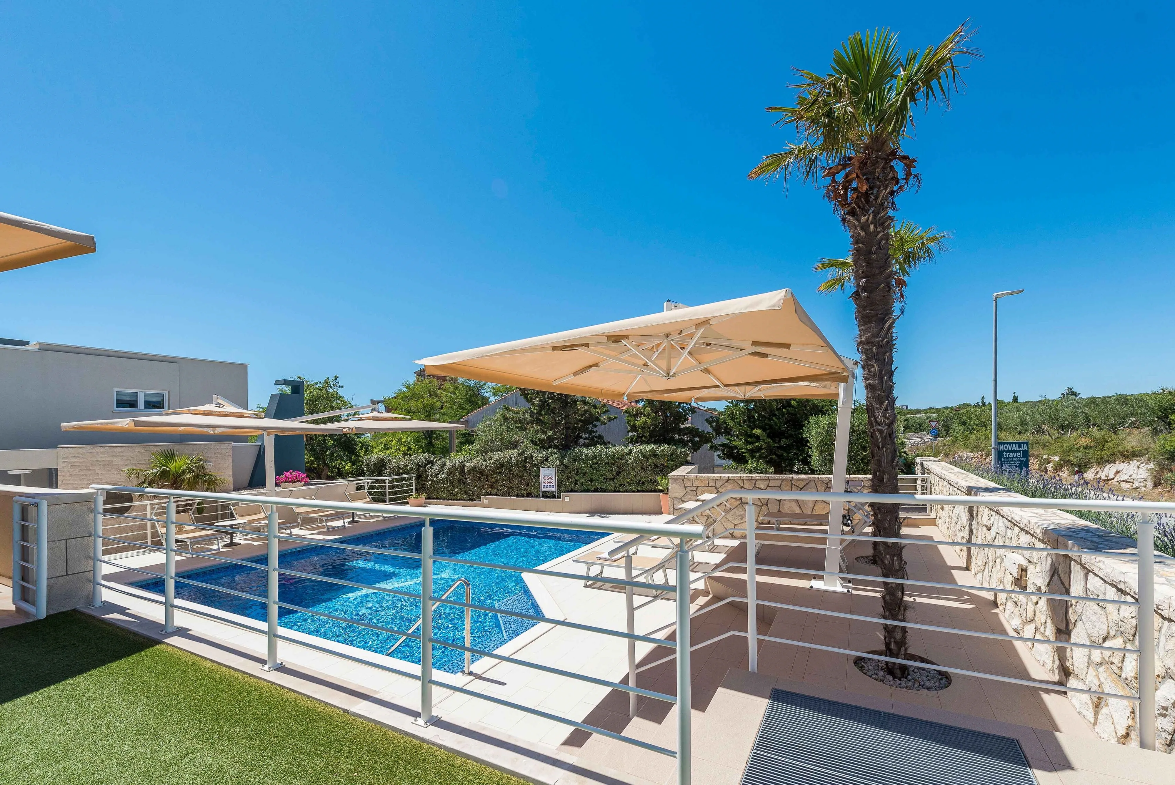 Family-friendly Apartments With Swimming Pool Novalja, Pag - 14274 Novalja – Novalja, Croația