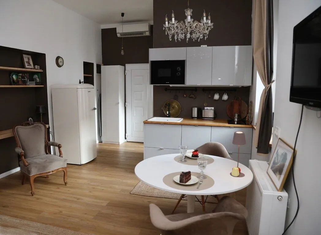 Mini Flat Apartman Pécs – Pécs, Ungaria