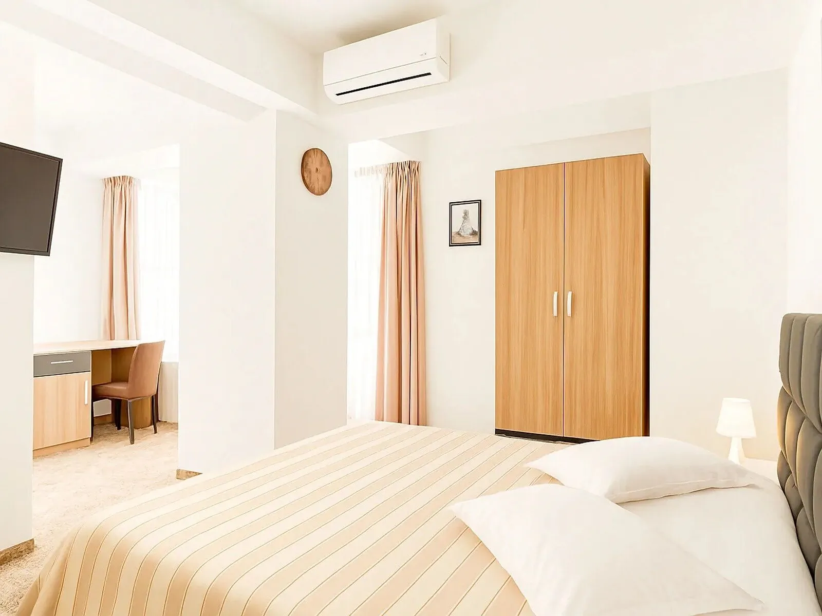 Hotel Lina București - foto 4