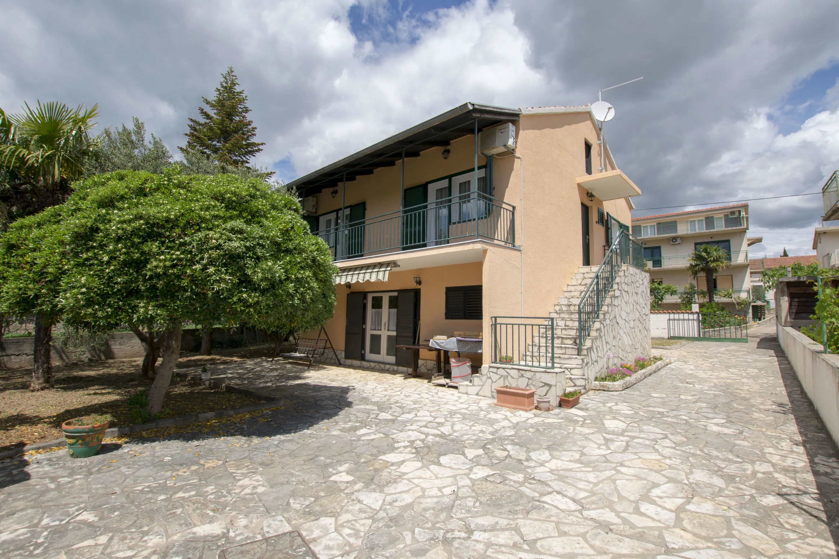 Apartment Zlatko Pirovac - foto 1