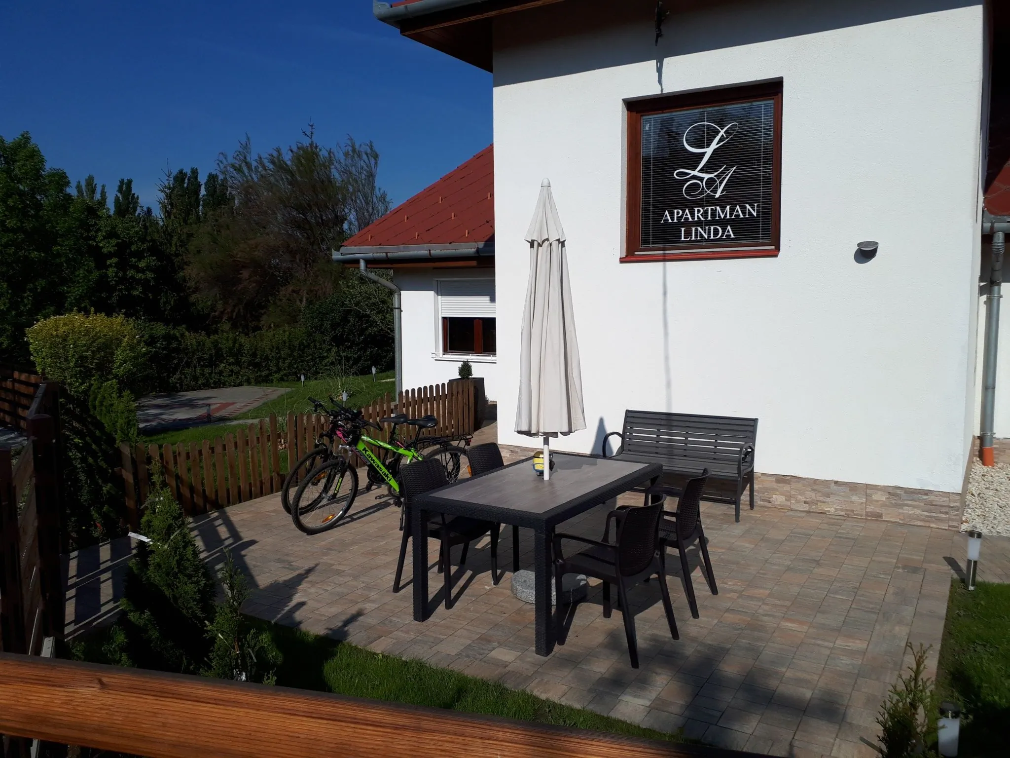 Linda Apartman Gyenesdiás – Gyenesdiás, Węgry