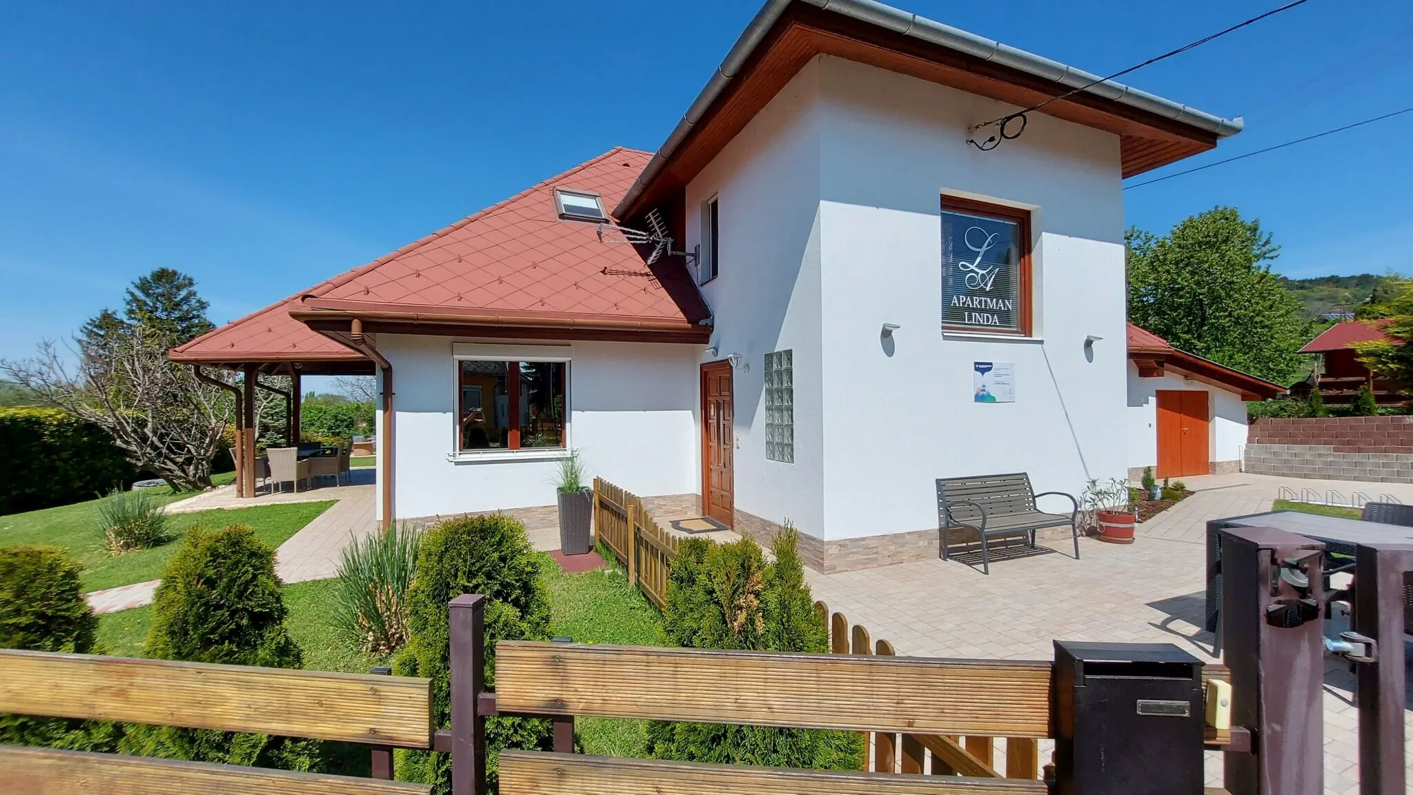 Linda Apartman Gyenesdiás – Gyenesdiás, Węgry