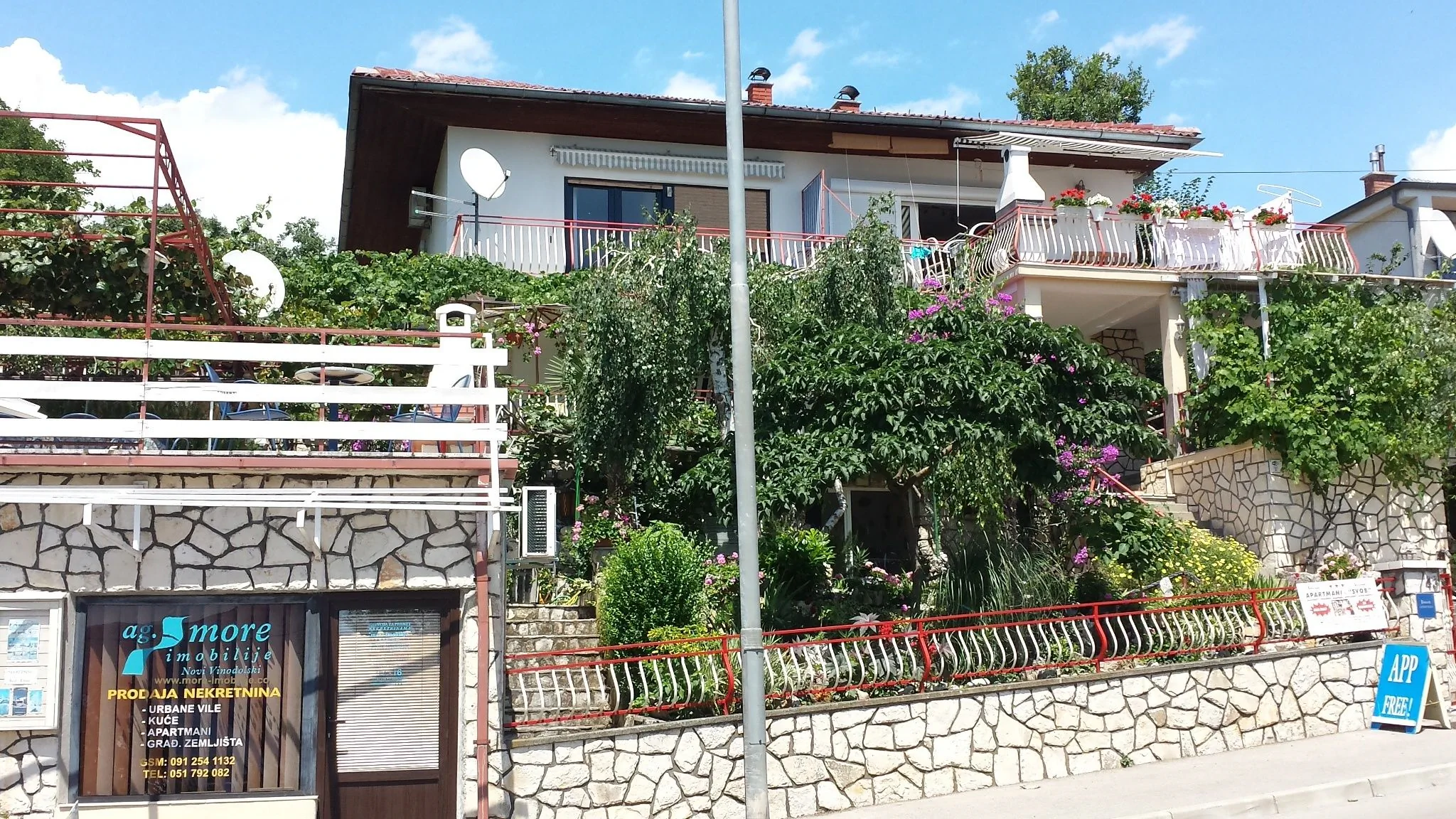 Apartmani Švob s Bazenom Novi Vinodolski – Novi Vinodolski, Croația