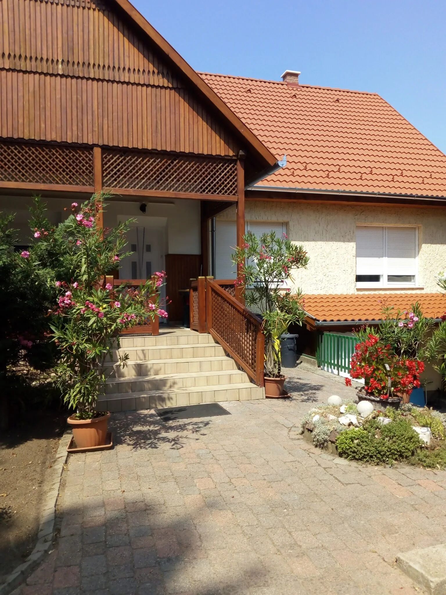 Mézeskalács Vendégház Balatonboglár – Balatonboglár, Ungaria