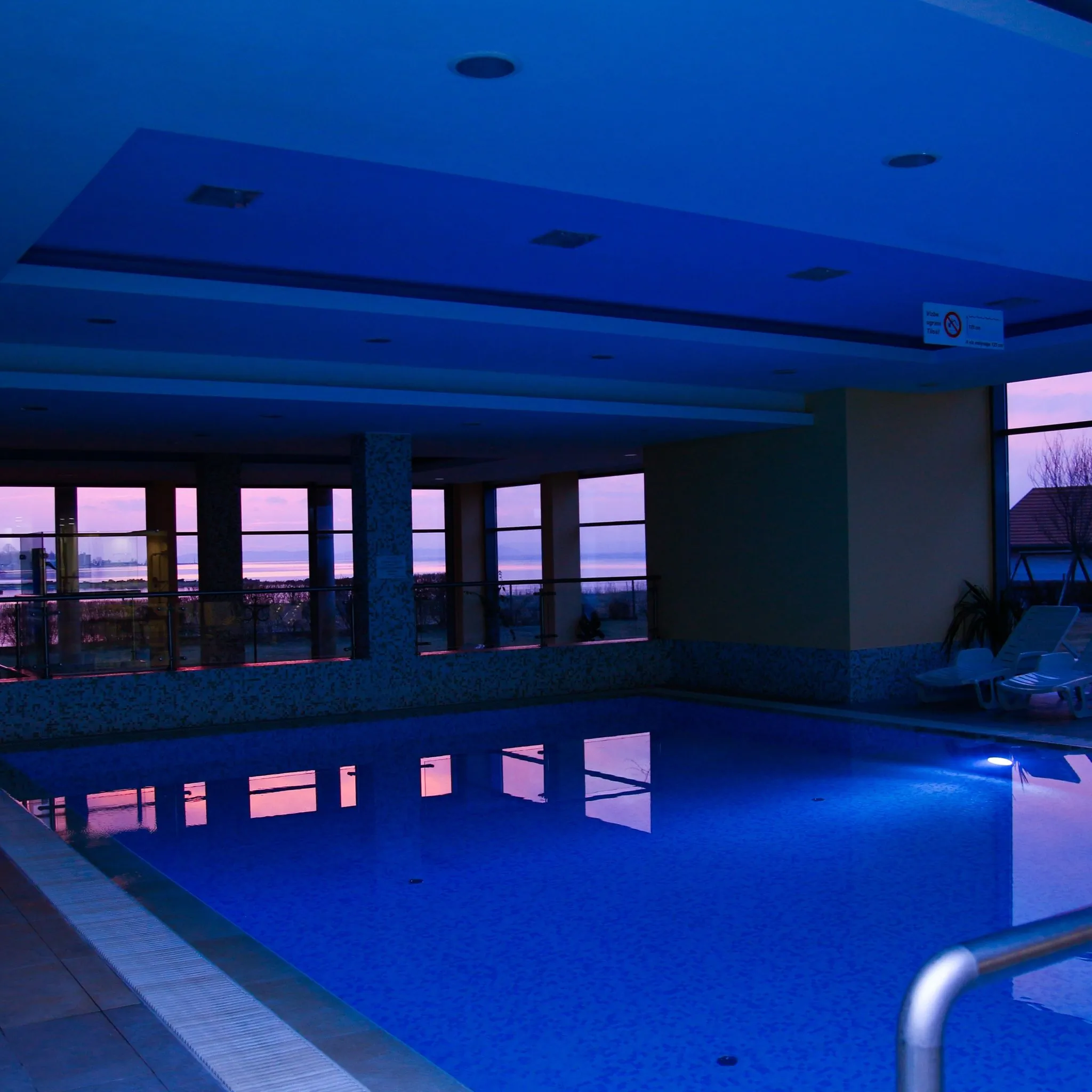 Club 218 Panoráma Apartman Siófok - foto 8