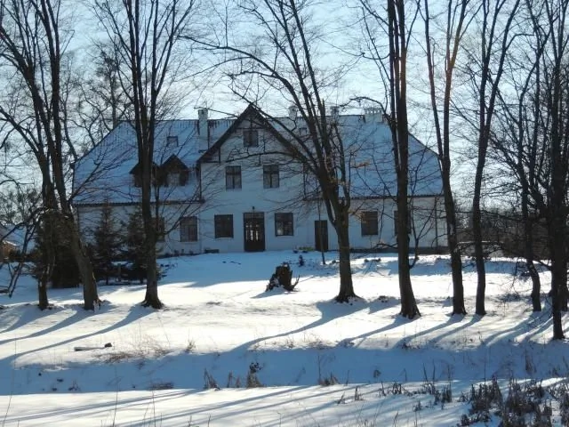 STADNINA KONI KIERZBUŃ Barczewo – Barczewo, Polska